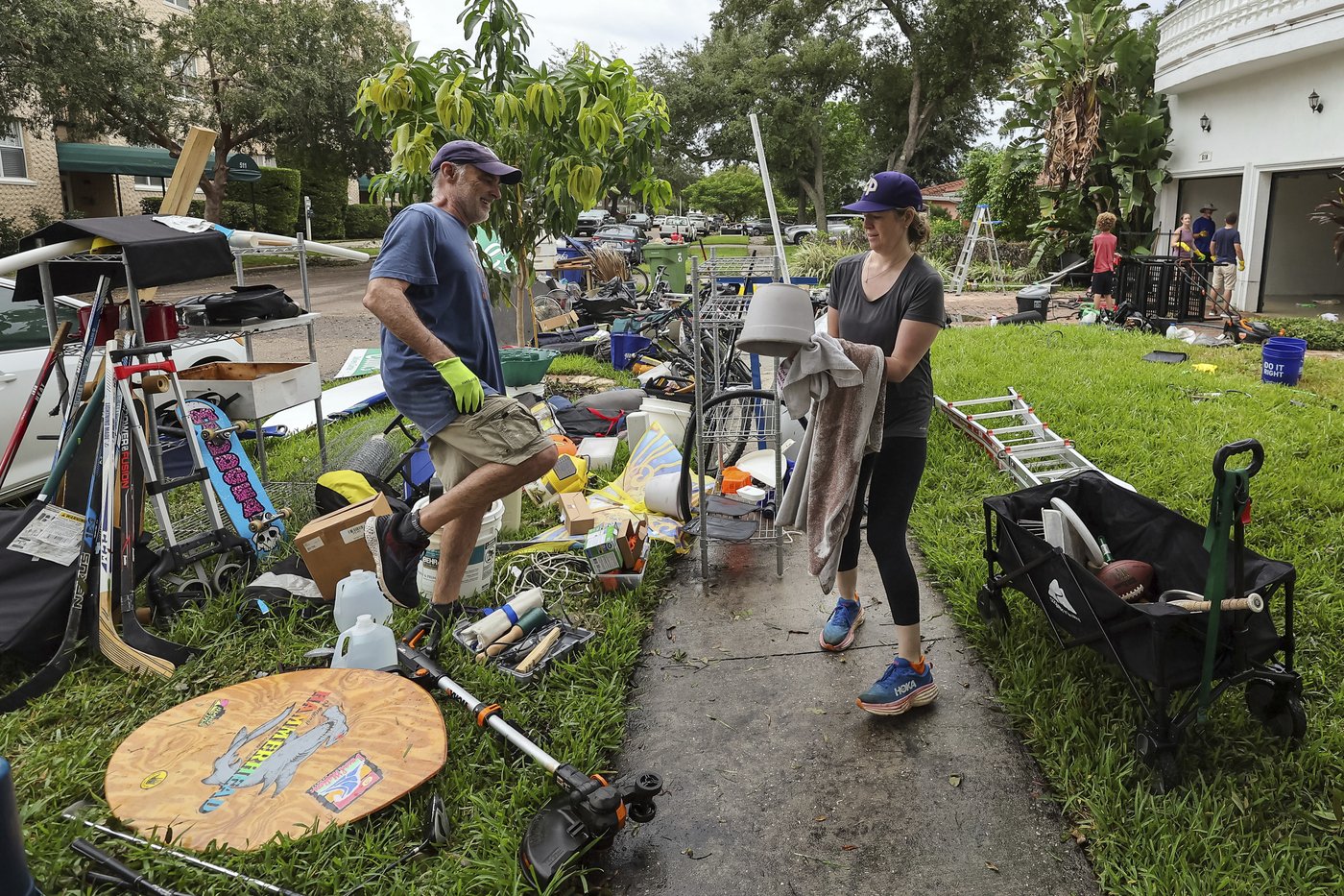 Tropical Weather Latest: Millions still without power from Helene as flooding continues | iNFOnews.ca Tropical Weather Latest: Millions still without power from Helene as flooding continues | iNFOnews.ca