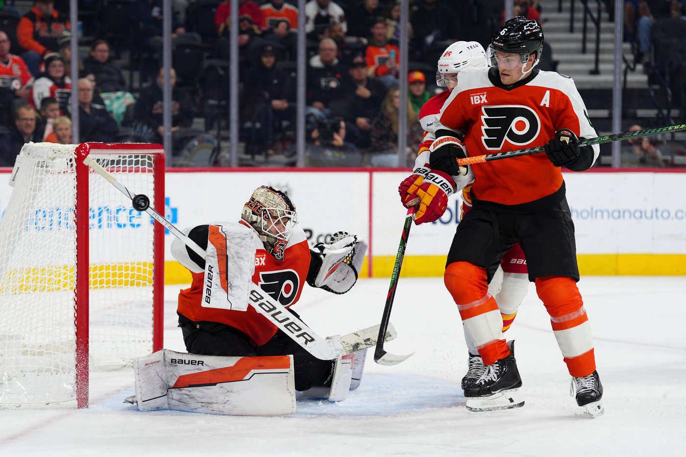 Huberdeau scores twice to lift Flames over Flyers 2-1 | iNFOnews.ca Huberdeau scores twice to lift Flames over Flyers 2-1 | iNFOnews.ca