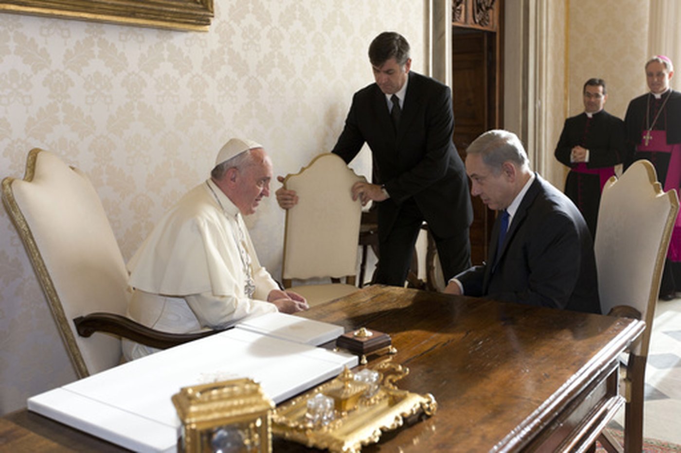 Pope Francis, first Latin American pontiff who ministered with a charming, humble style, dies at 88 | iNFOnews.ca Pope Francis, first Latin American pontiff who ministered with a charming, humble style, dies at 88 | iNFOnews.ca