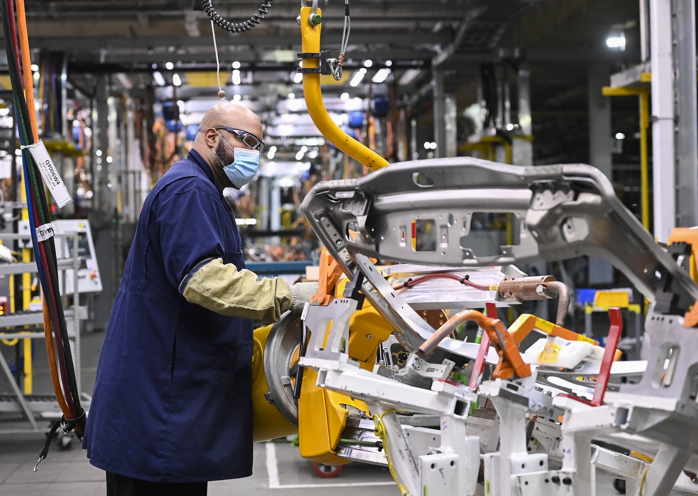 Canadian automobile parts won't be hit with Trump's tariffs | iNFOnews.ca
