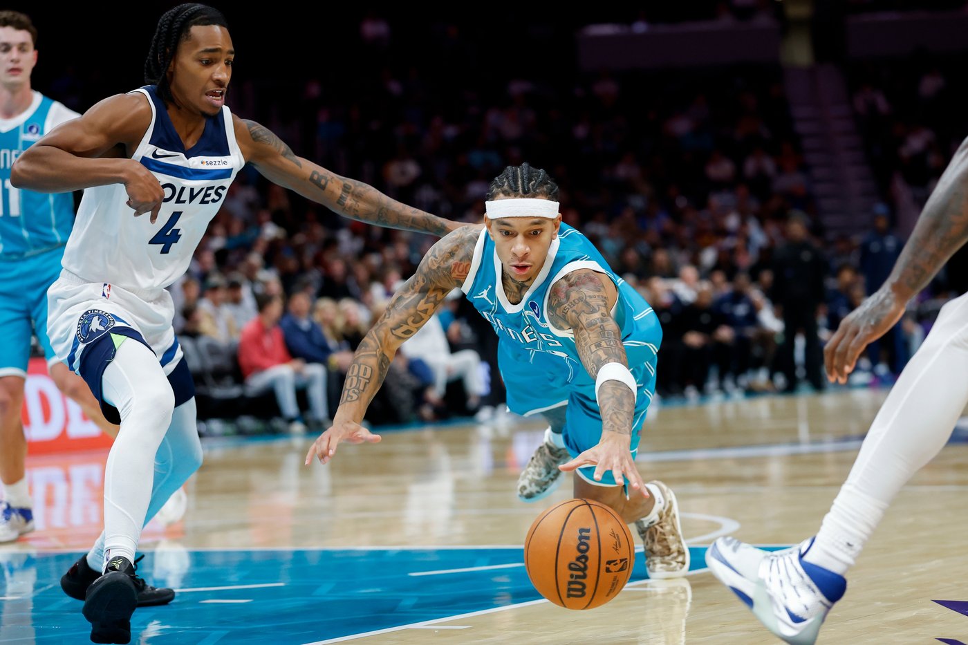Randle scores 30 as Timberwolves beat Hornets 122-105 | iNFOnews.ca