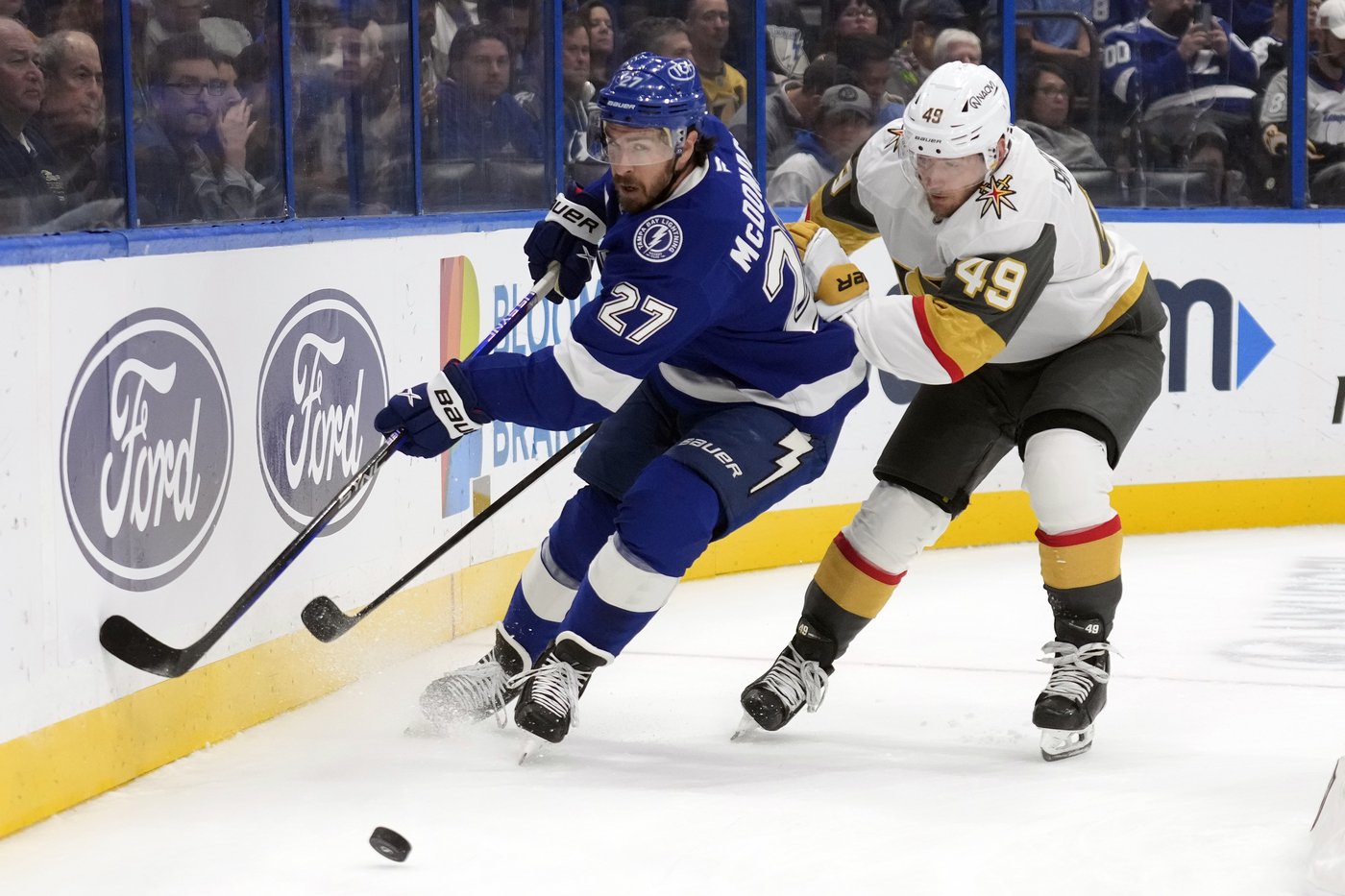 Kucherov scores with 55 seconds to play as Lightning rally for 4-3 win over Golden Knights | iNFOnews.ca