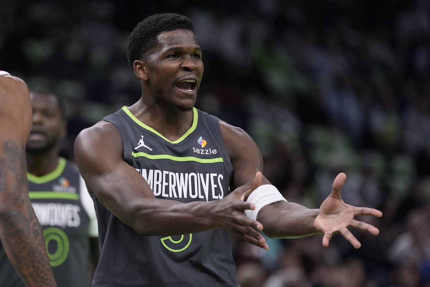 Sengun records triple-double and Rockets beat Wolves 117-111 in OT to clinch NBA Cup group | iNFOnews.ca