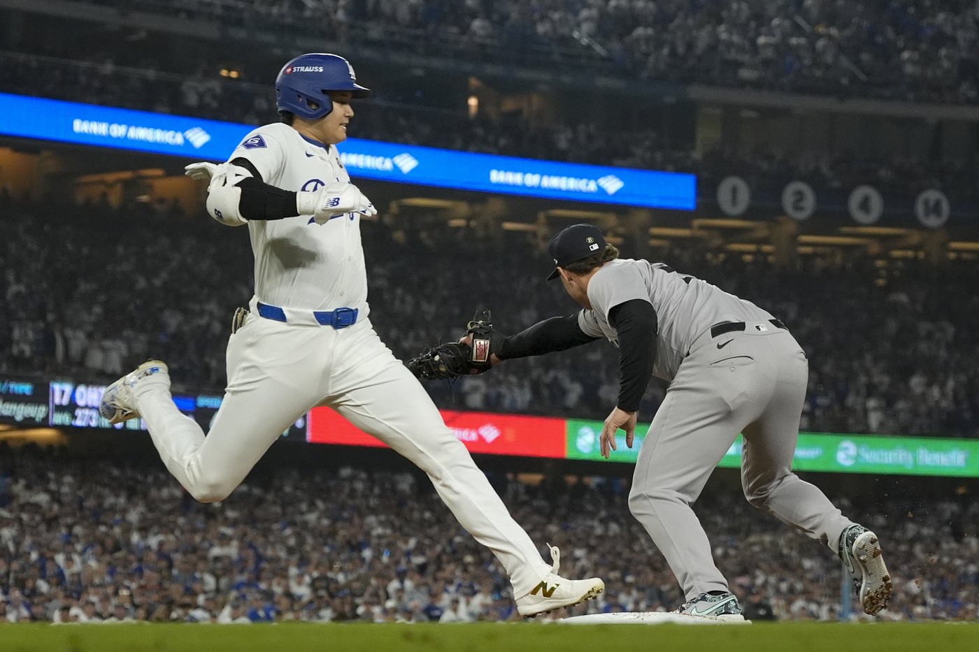 Freeman hits 1st game-ending slam in World Series history as Dodgers top Yankees 6-3 in opener | iNFOnews.ca