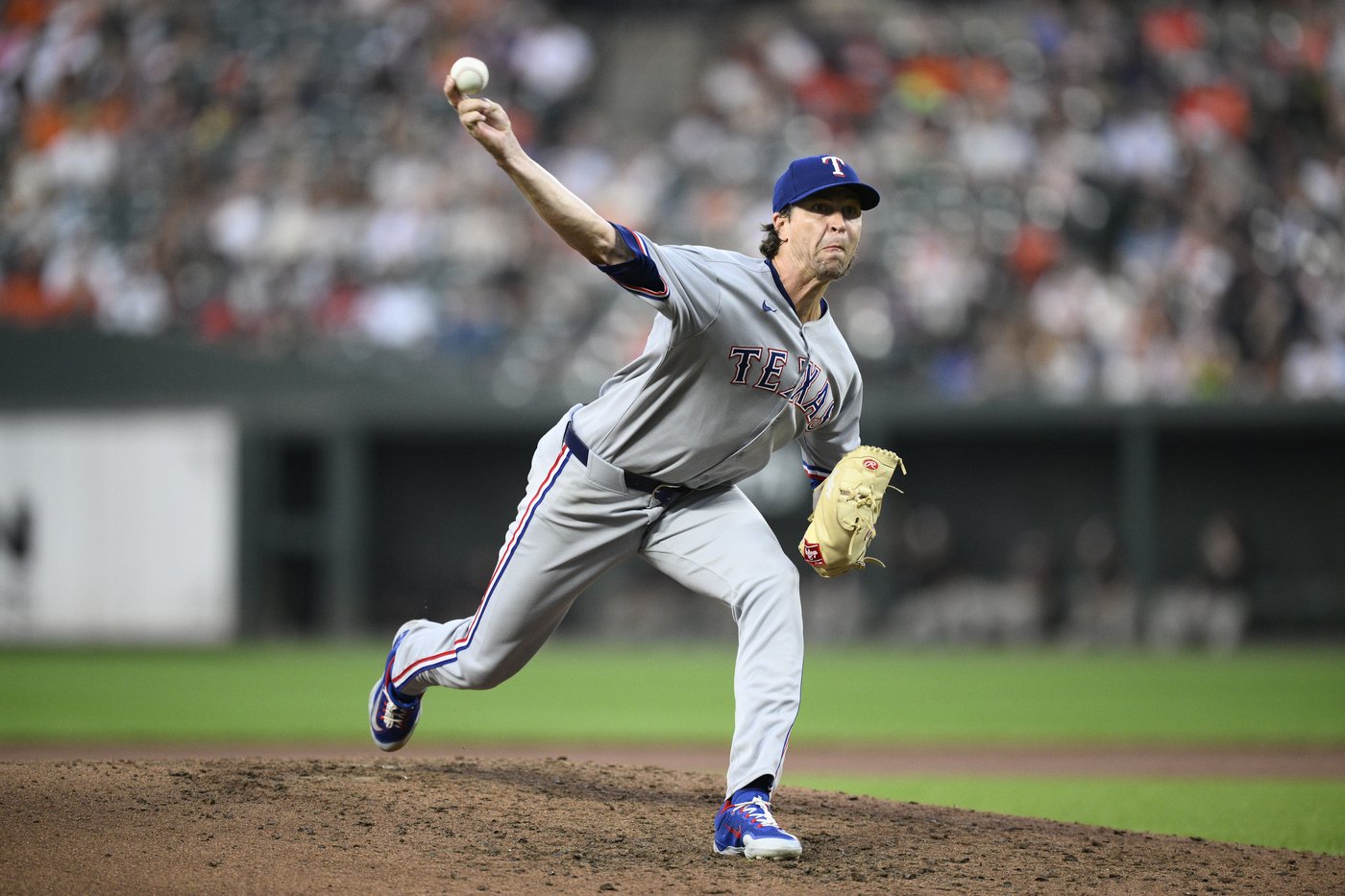 Jacob deGrom flirts with a perfect game, then a no-hitter with the Rangers | iNFOnews.ca Jacob deGrom flirts with a perfect game, then a no-hitter with the Rangers | iNFOnews.ca