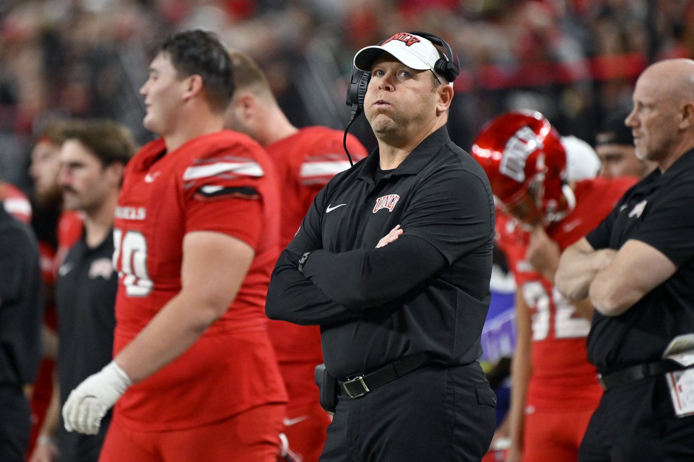 Barry Odom begins Purdue career with larger NIL budget and questions about payment dispute at UNLV | iNFOnews.ca Barry Odom begins Purdue career with larger NIL budget and questions about payment dispute at UNLV | iNFOnews.ca