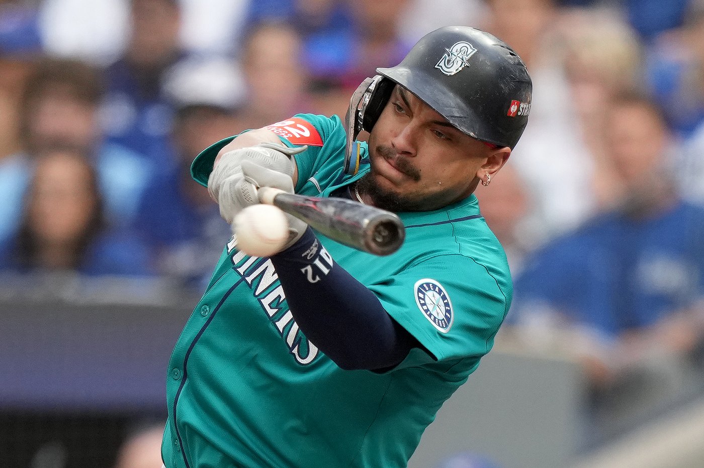 Photo Gallery: Mariners beat Jays 10-3, lead ALCS 2-0 | iNFOnews.ca