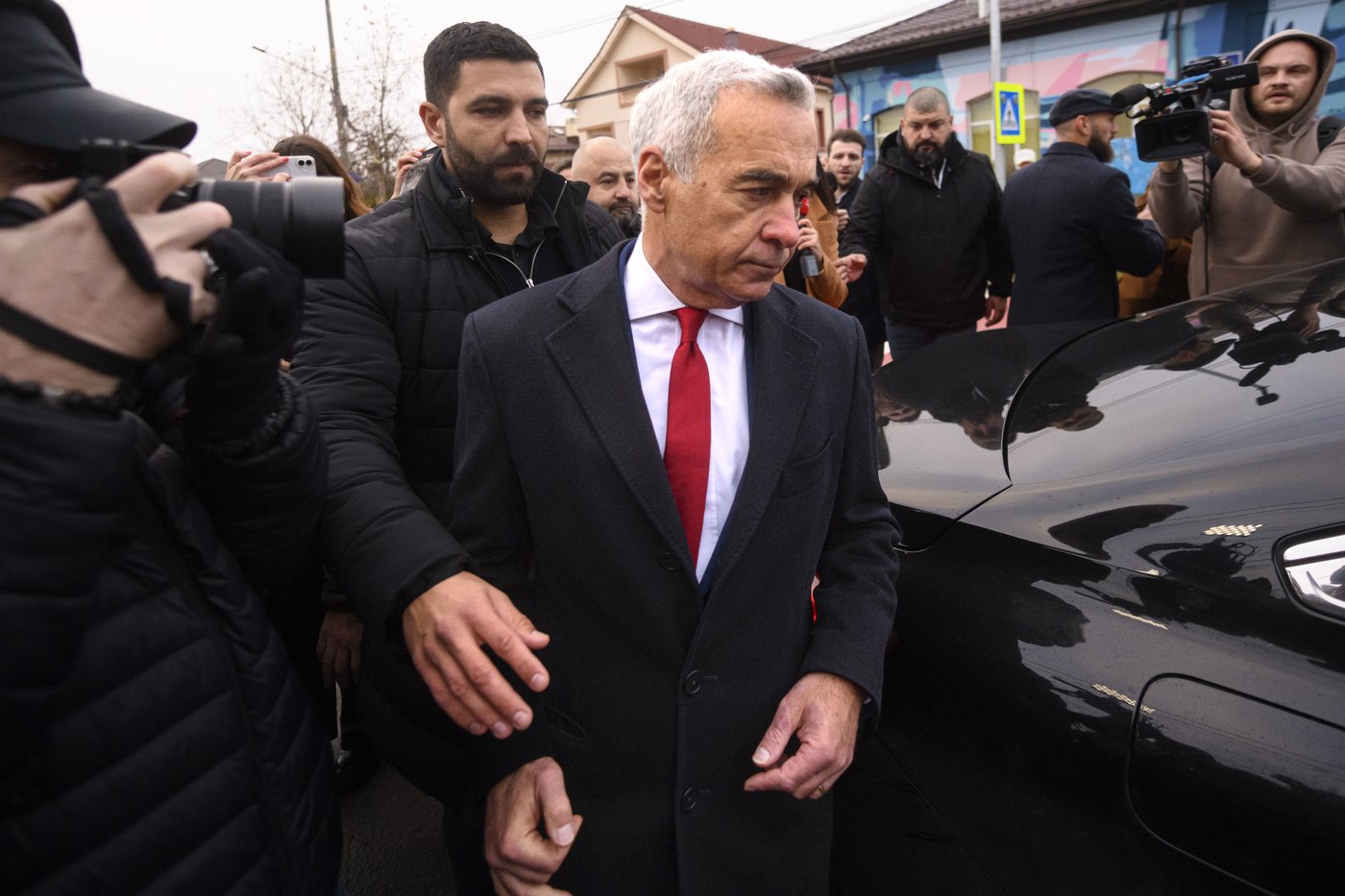Romanian constitutional court validates first round of presidential race after vote recount | iNFOnews.ca Romanian constitutional court validates first round of presidential race after vote recount | iNFOnews.ca