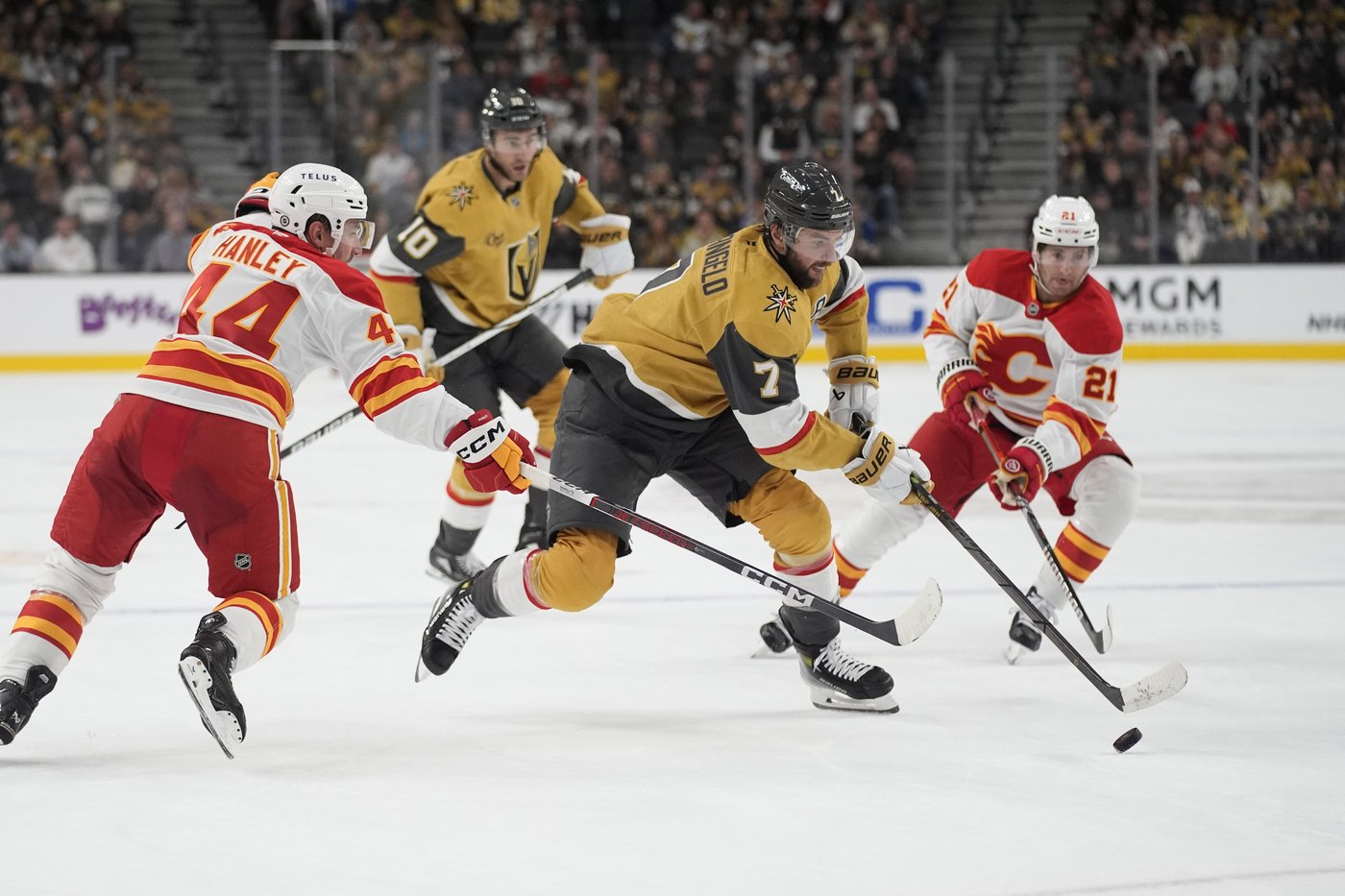 Kolesar scores twice as Golden Knights whip Flames 5-0 | iNFOnews.ca Kolesar scores twice as Golden Knights whip Flames 5-0 | iNFOnews.ca