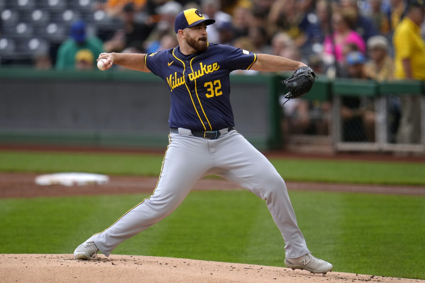 Civale pitches 6 shutout innings, Ortiz has 3 hits in Brewers' 5-2 win over Pirates | iNFOnews.ca Civale pitches 6 shutout innings, Ortiz has 3 hits in Brewers' 5-2 win over Pirates | iNFOnews.ca