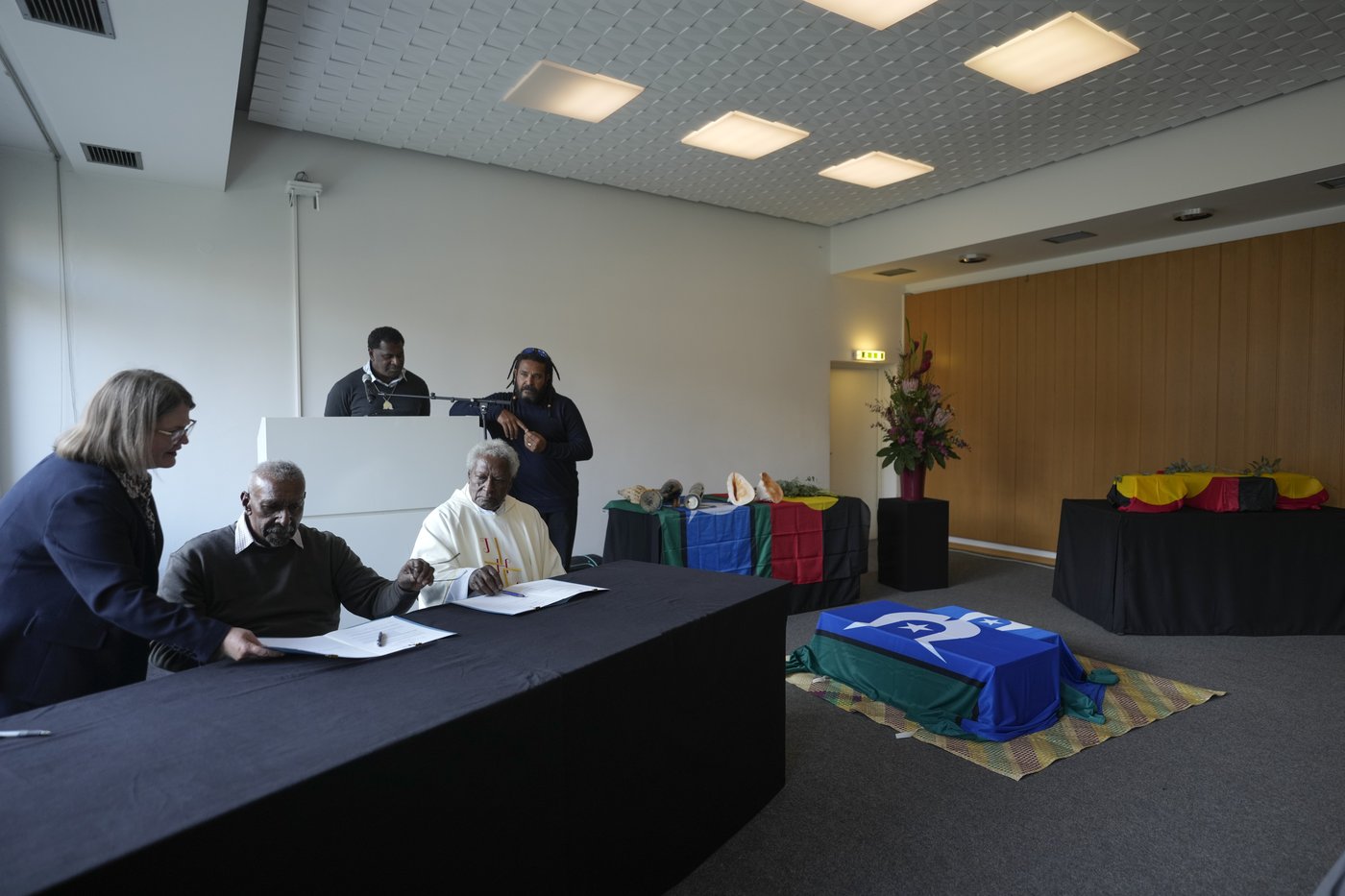 Germany hands over Australian ancestral remains held by museums for over 100 years | iNFOnews.ca Germany hands over Australian ancestral remains held by museums for over 100 years | iNFOnews.ca