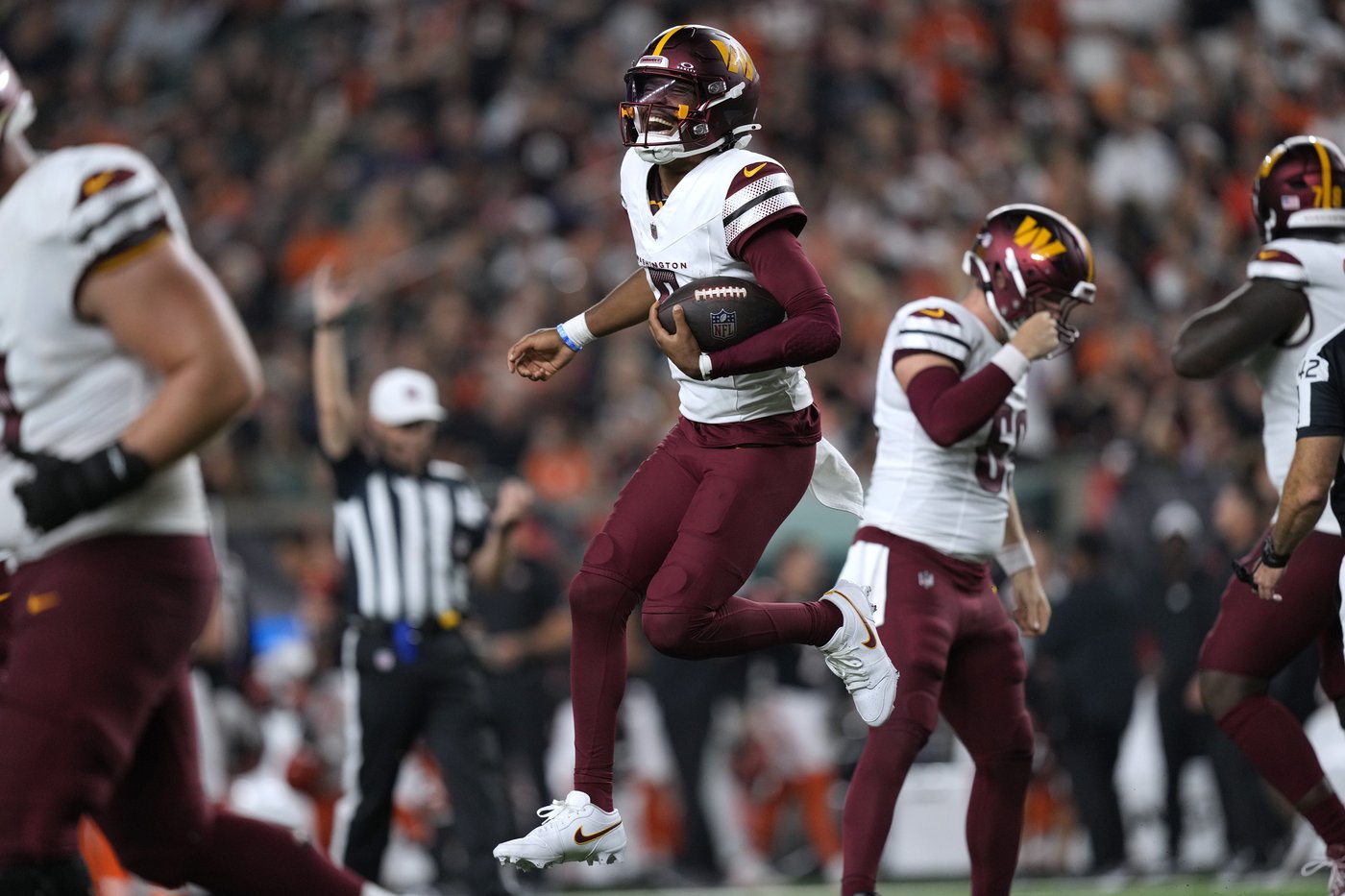 Rookie Jayden Daniels nearly flawless for Commanders in 38-33 win over Bengals | iNFOnews.ca Rookie Jayden Daniels nearly flawless for Commanders in 38-33 win over Bengals | iNFOnews.ca