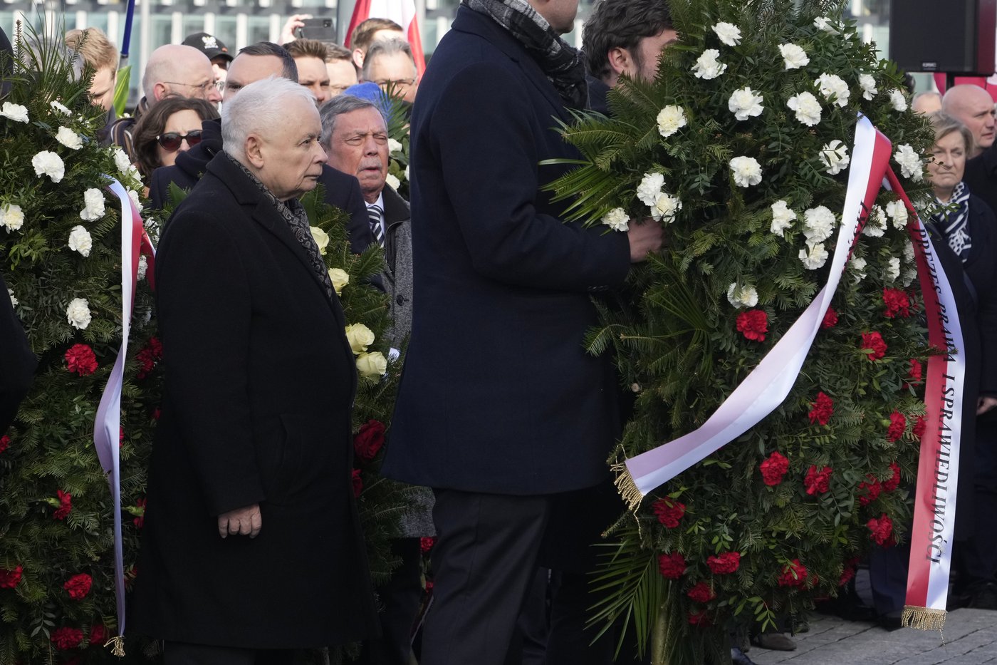 Protesters in Russia try to disrupt Poland's commemoration of president's plane crash | iNFOnews.ca Protesters in Russia try to disrupt Poland's commemoration of president's plane crash | iNFOnews.ca