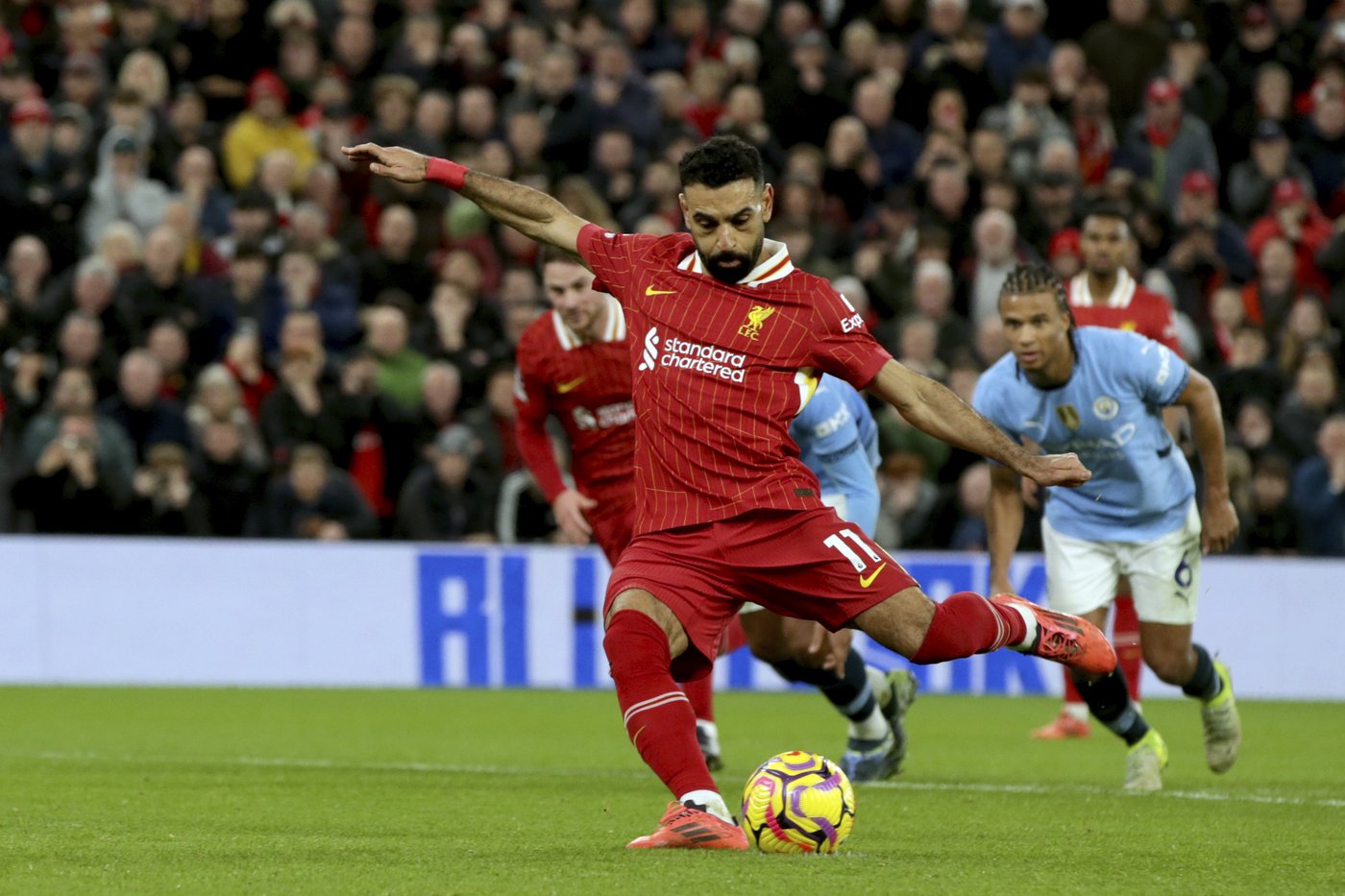 Liverpool beats Man City 2-0 to move nine points clear in the Premier League | iNFOnews.ca