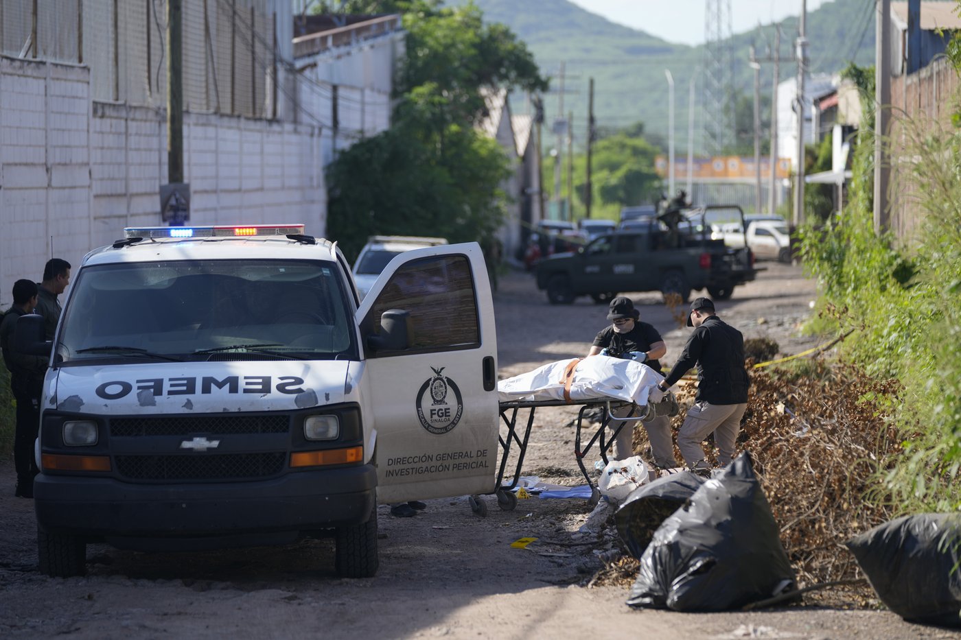 Mexican president blames the US for bloodshed in Sinaloa as cartel violence surges | iNFOnews.ca