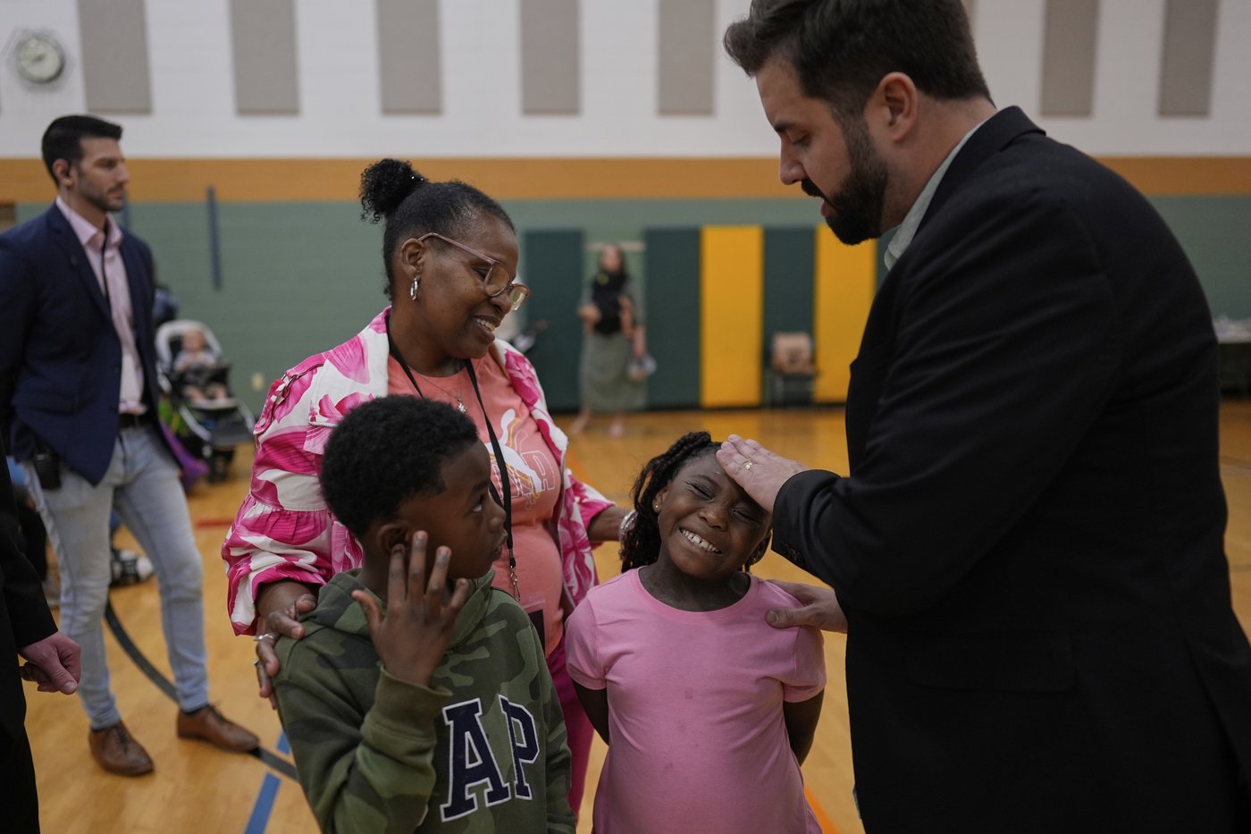 Republican JD Vance’s half brother wants to be Cincinnati's next mayor | iNFOnews.ca Republican JD Vance’s half brother wants to be Cincinnati's next mayor | iNFOnews.ca