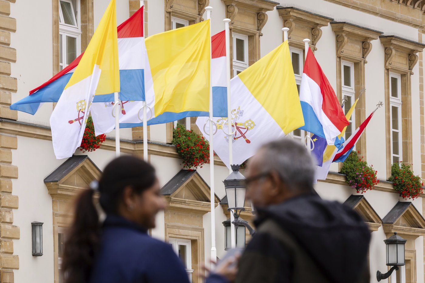 Pope Francis heads for Luxembourg and Belgium on a trip to a dwindling flock | iNFOnews.ca