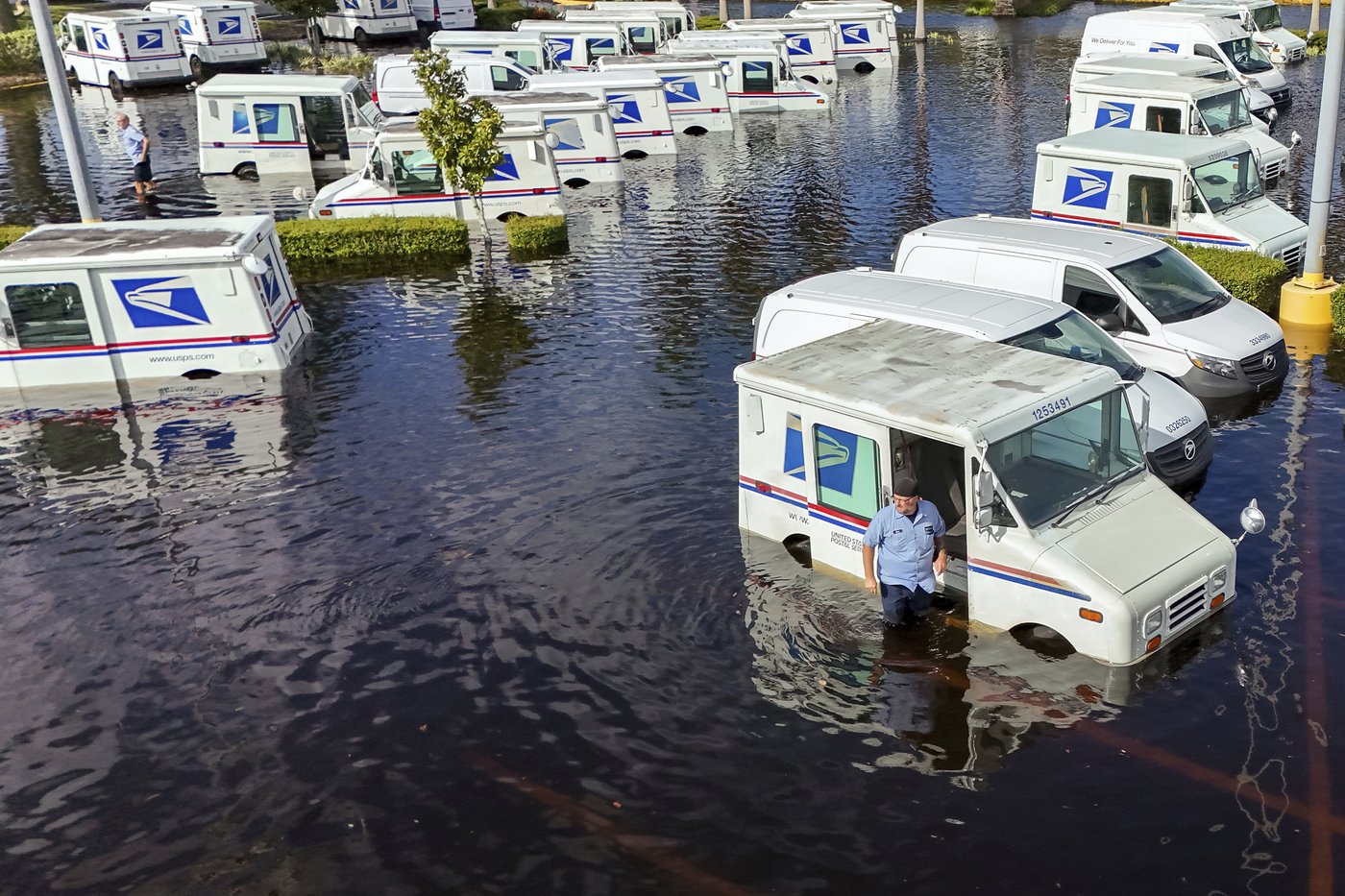 What to know as Florida residents begin cleaning up after Hurricane Milton | iNFOnews.ca What to know as Florida residents begin cleaning up after Hurricane Milton | iNFOnews.ca