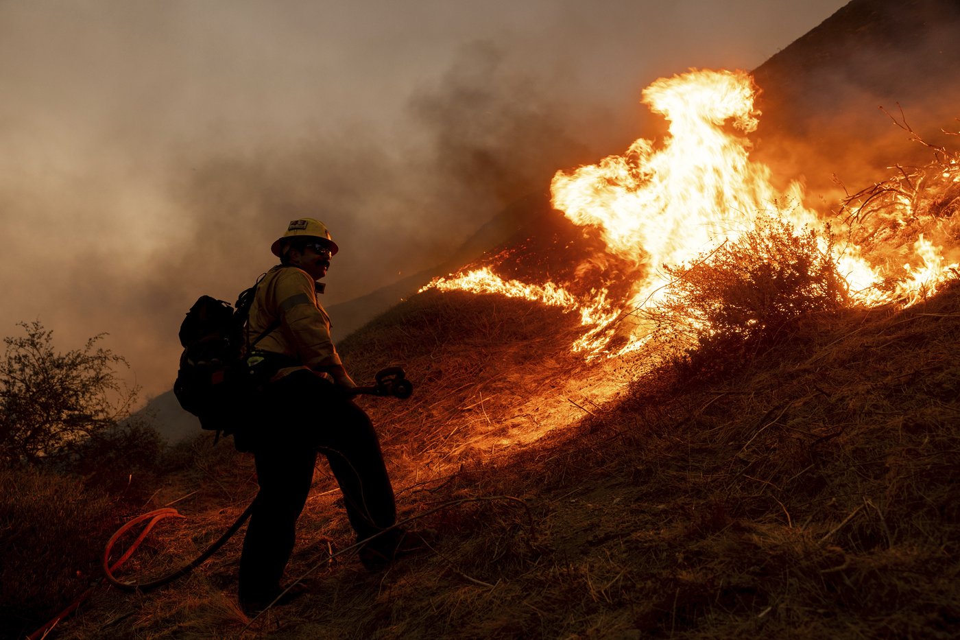 PHOTO COLLECTION: California Wildfires Kenneth Fire | iNFOnews.ca PHOTO COLLECTION: California Wildfires Kenneth Fire | iNFOnews.ca
