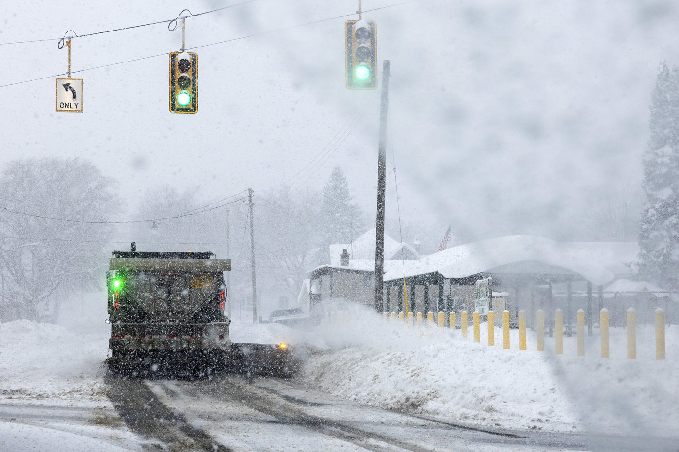 Already buried under snow, Great Lakes region expected to see more stormy weather this week | iNFOnews.ca Already buried under snow, Great Lakes region expected to see more stormy weather this week | iNFOnews.ca