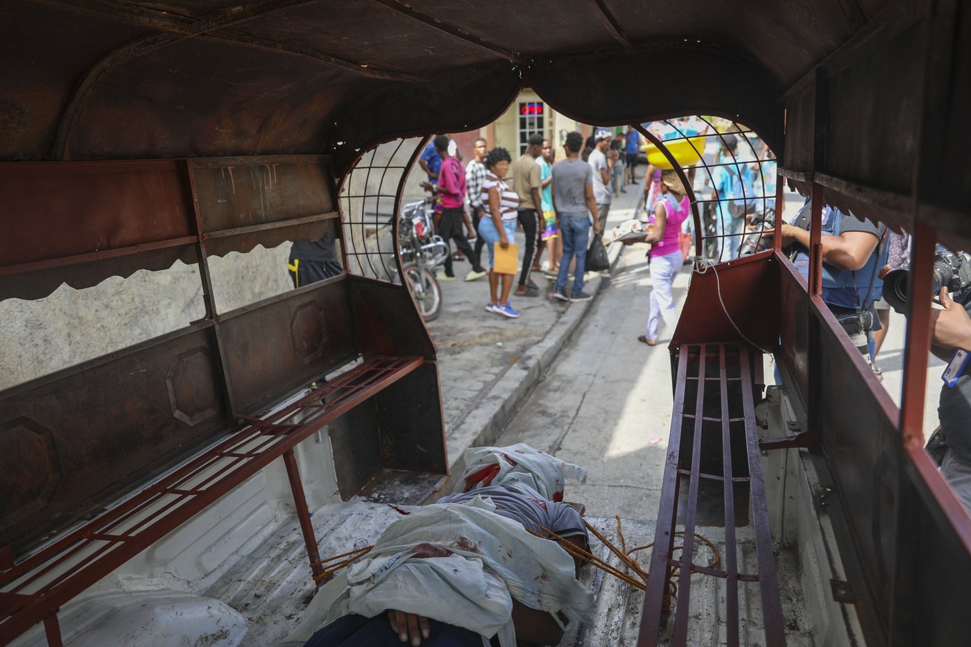 US prohibits airlines from flying to Haiti and UN suspends flights after planes were shot by gangs | iNFOnews.ca US prohibits airlines from flying to Haiti and UN suspends flights after planes were shot by gangs | iNFOnews.ca