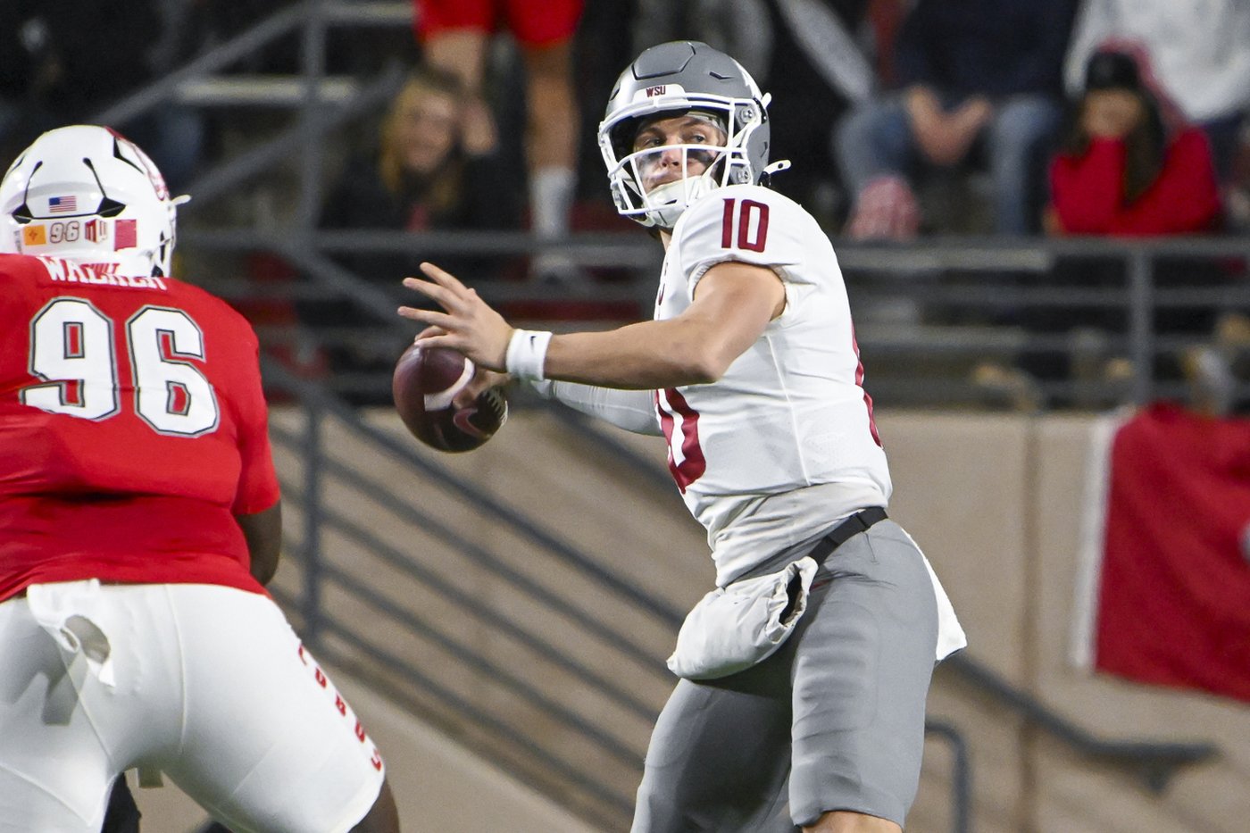 Devon Dampier leads New Mexico past No. 19 Washington State, 38-35 | iNFOnews.ca Devon Dampier leads New Mexico past No. 19 Washington State, 38-35 | iNFOnews.ca