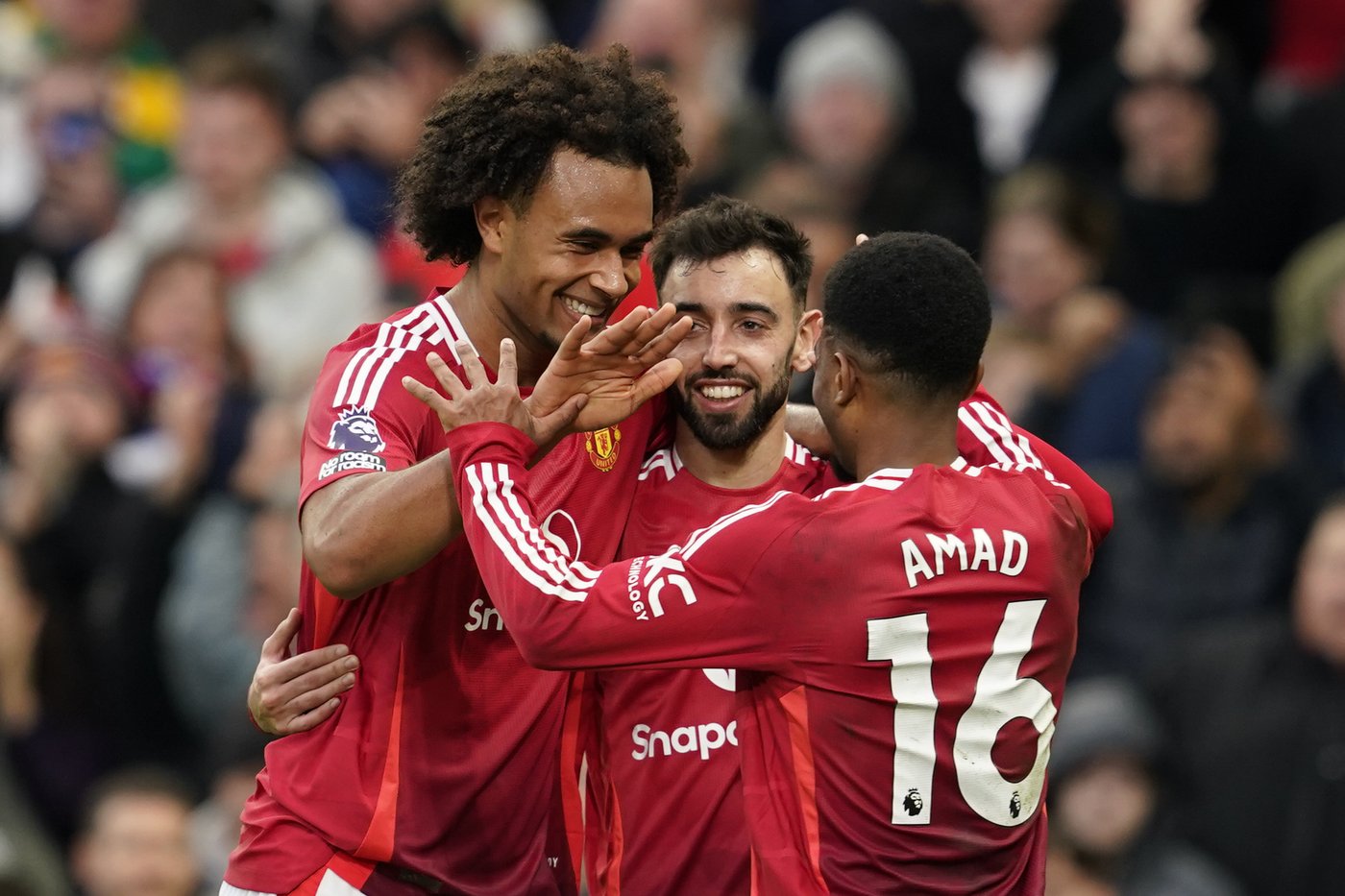 Liverpool beats Man City 2-0 to move nine points clear in the Premier League | iNFOnews.ca