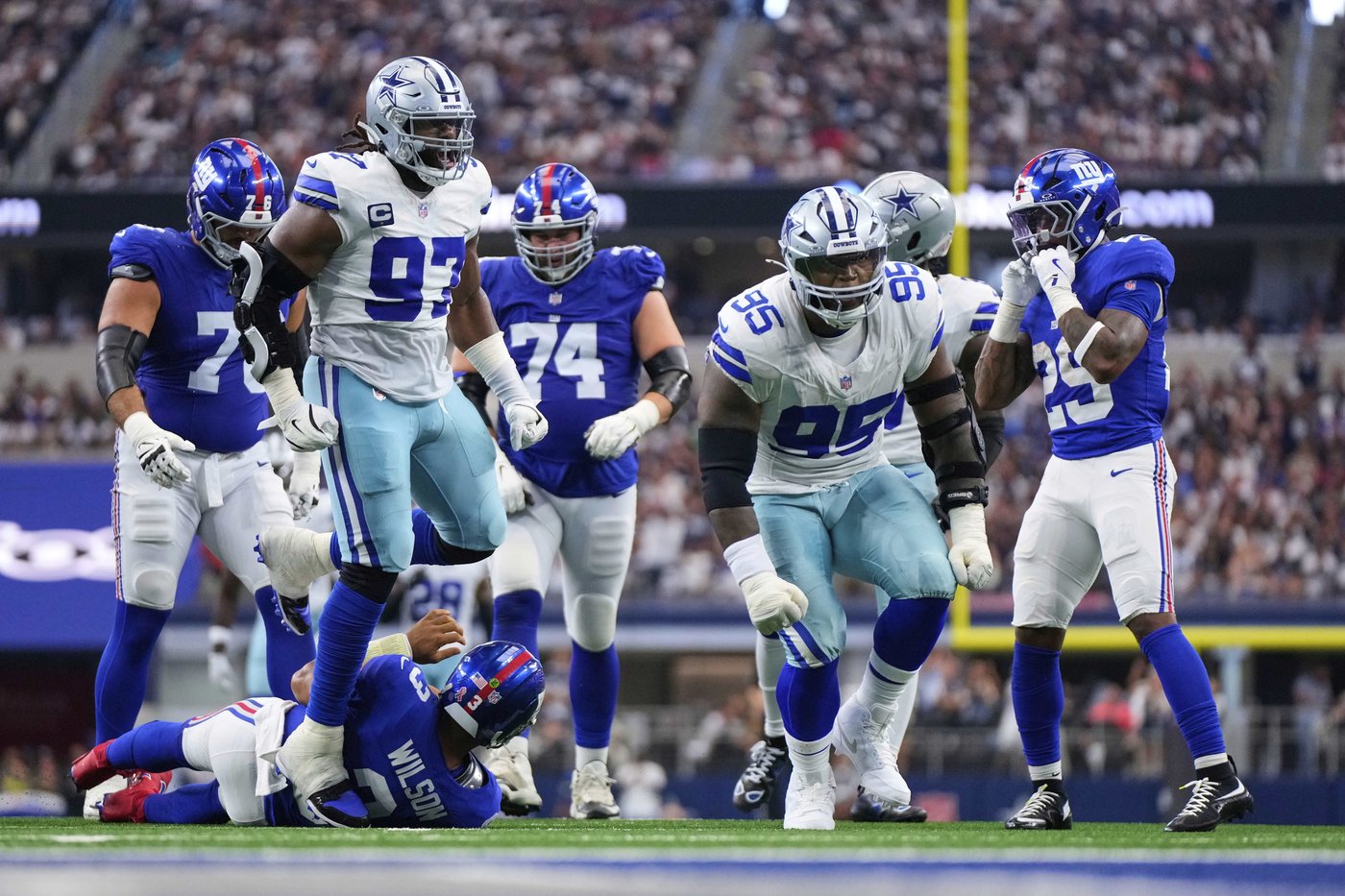 Kenny Clark is stoked for his reunion, same as Micah Parsons after Cowboys-Packers trade | iNFOnews.ca