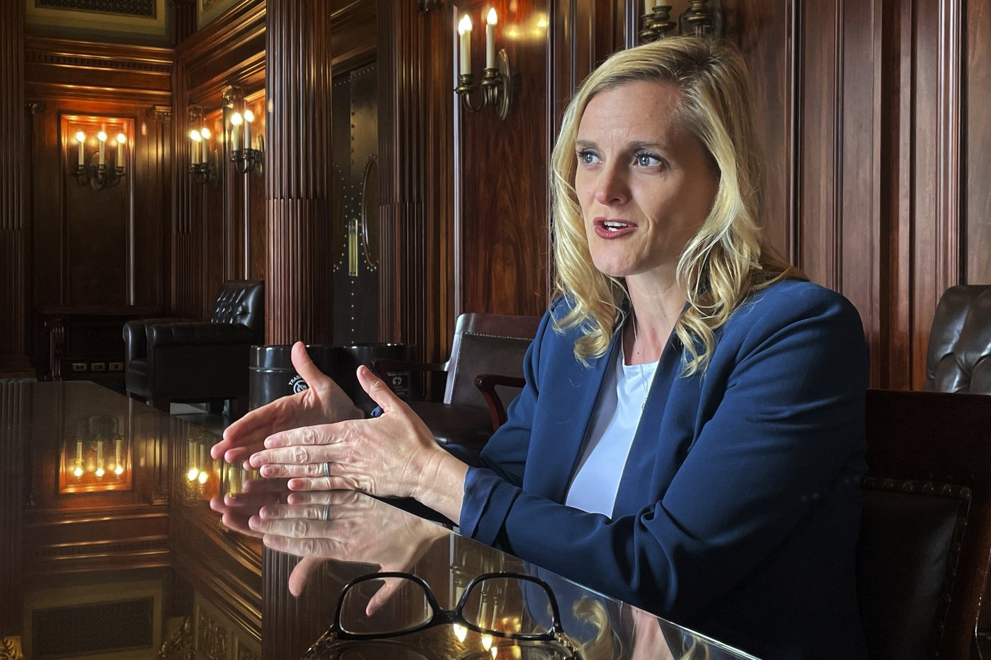 Wisconsin's Democratic secretary of state won't run for governor but mulls lieutenant governor bid | iNFOnews.ca