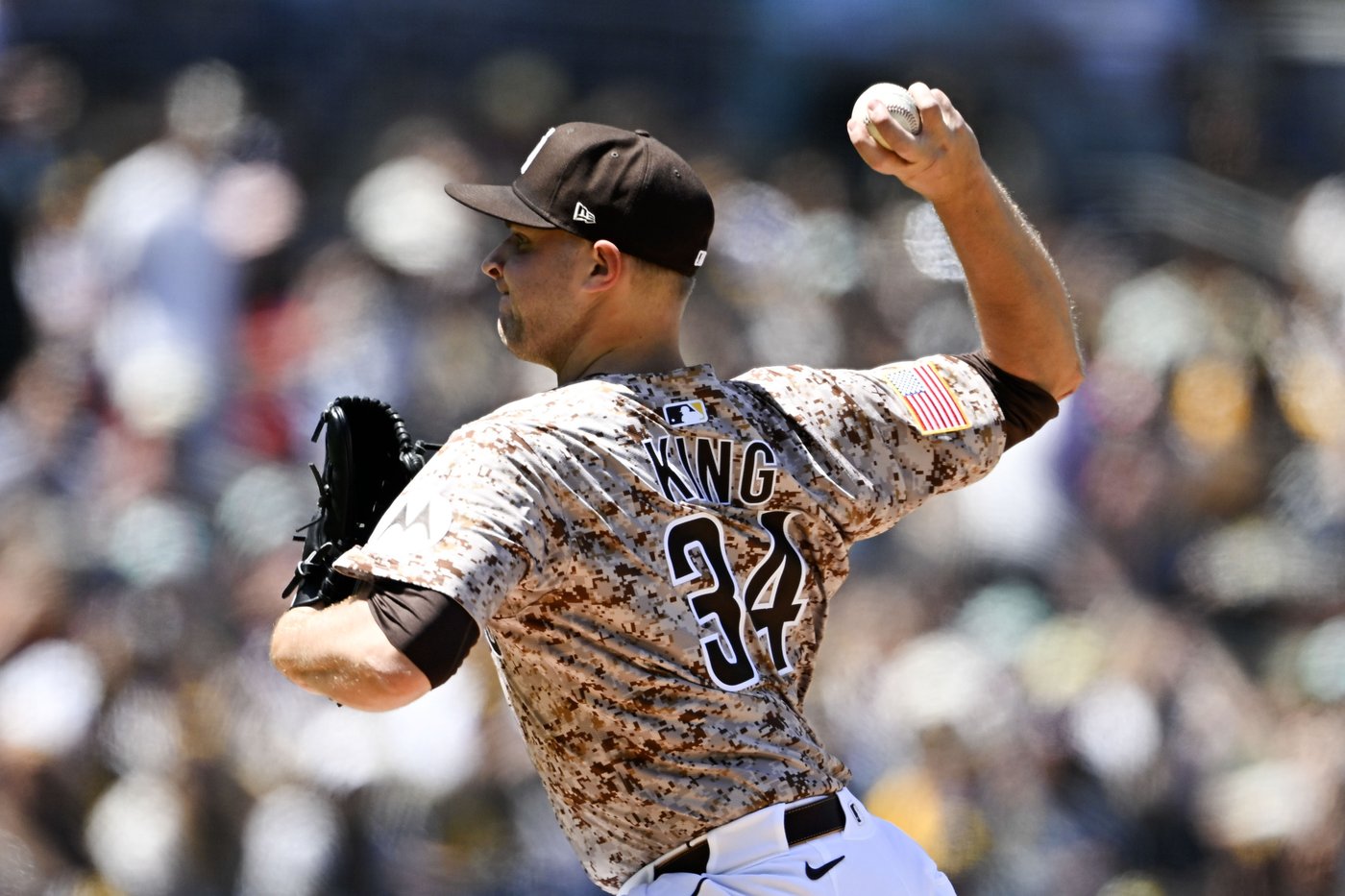 King throws 1st complete game as the Padres shut out the Rockies in 3rd straight game, 6-0 | iNFOnews.ca