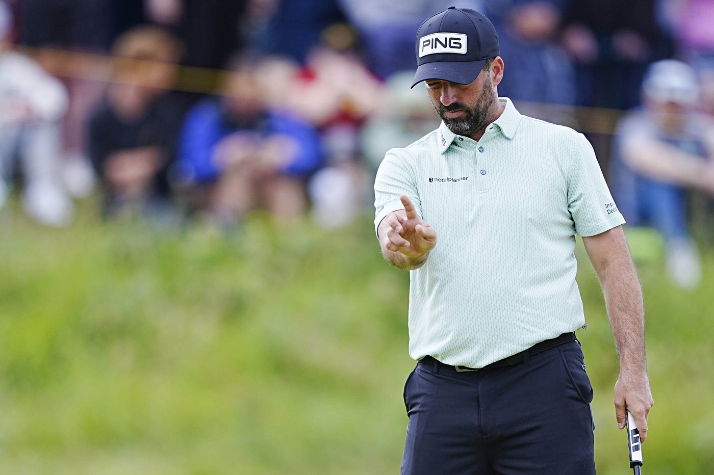 England's John Parry makes the first hole-in-one at this year's British Open | iNFOnews.ca
