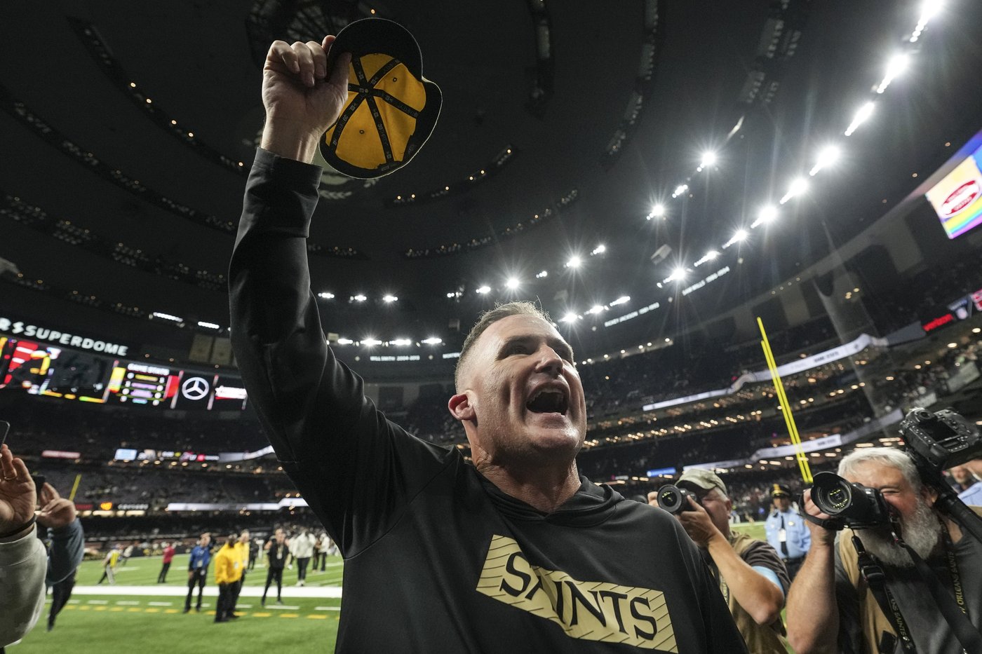 Nobody beats the Rizz: Saints top Falcons 20-17 to snap 7-game skid in coach Darren Rizzi's debut | iNFOnews.ca Nobody beats the Rizz: Saints top Falcons 20-17 to snap 7-game skid in coach Darren Rizzi's debut | iNFOnews.ca
