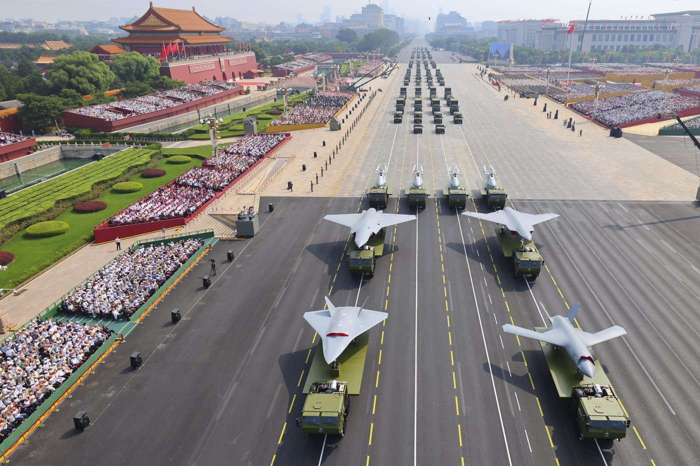 China's military parade reveals new hypersonic missiles, drone submarines and ICBMs | iNFOnews.ca