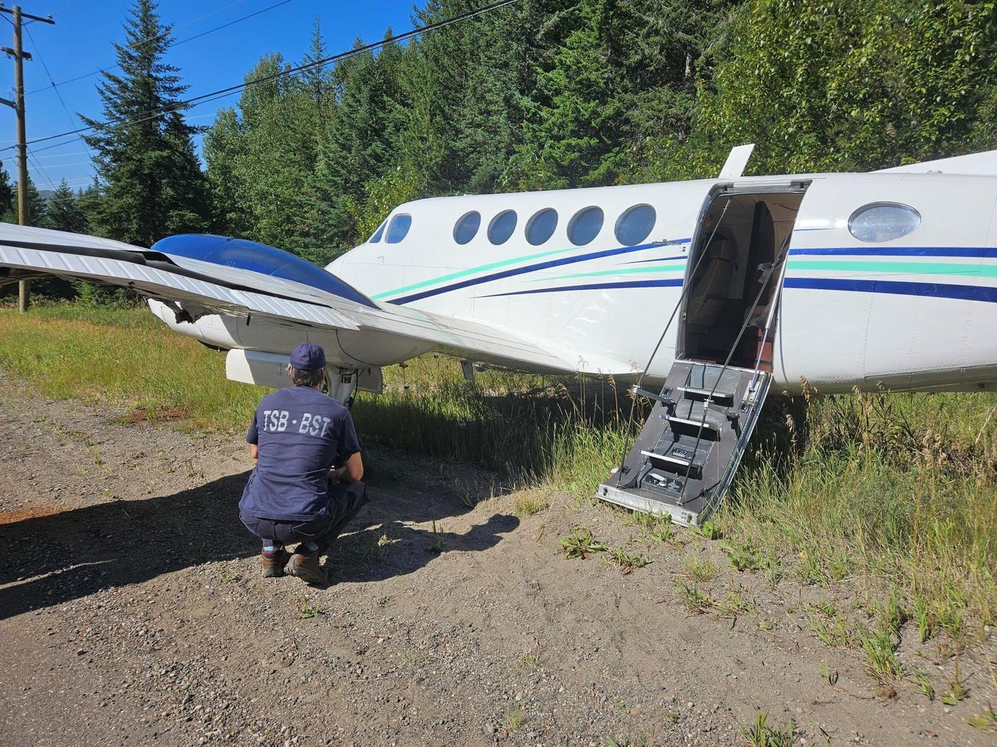 Driver 'shouldn't be here' after crash with plane in B.C. speared rod through seat | iNwheels Driver 'shouldn't be here' after crash with plane in B.C. speared rod through seat | iNwheels