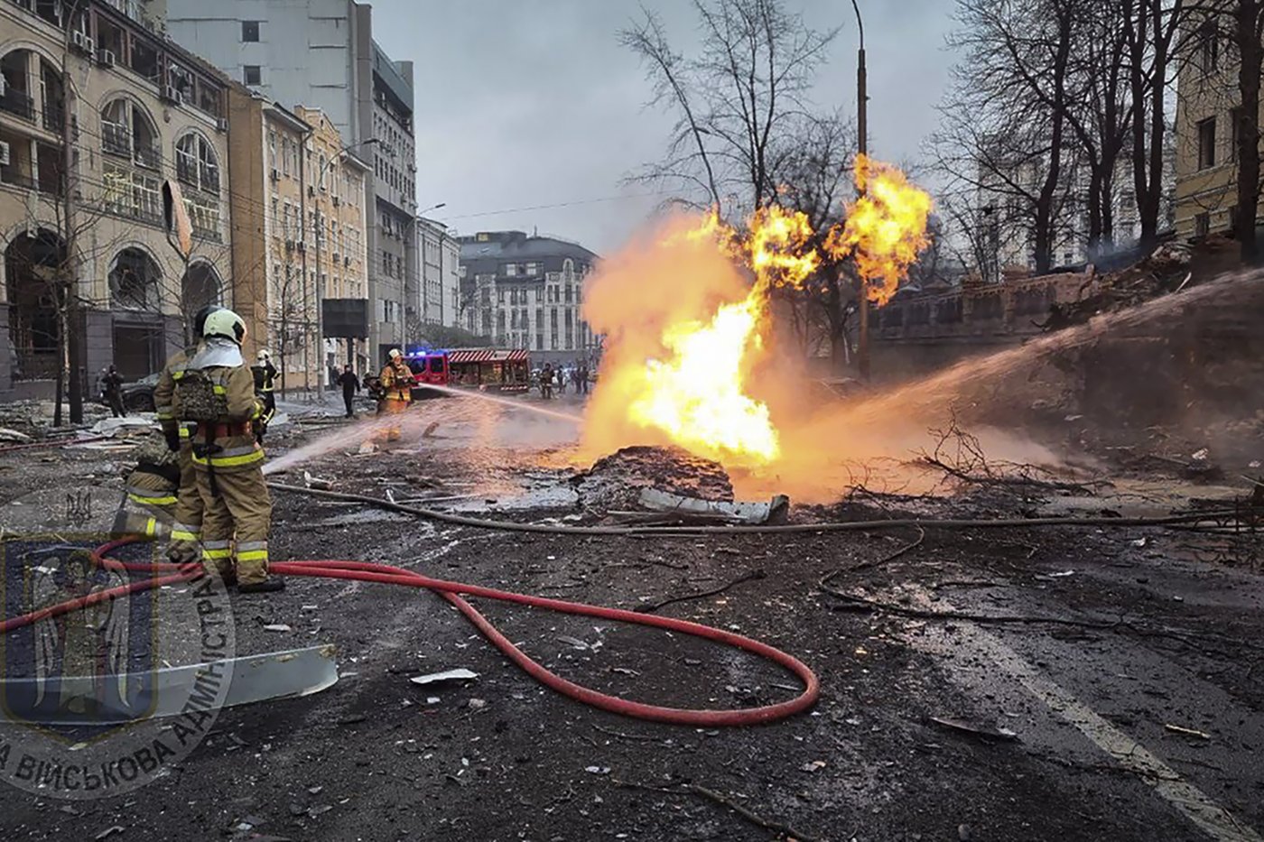Russia and Ukraine exchange missile attacks, officials say, killing at least 1 person in Kyiv | iNFOnews.ca Russia and Ukraine exchange missile attacks, officials say, killing at least 1 person in Kyiv | iNFOnews.ca