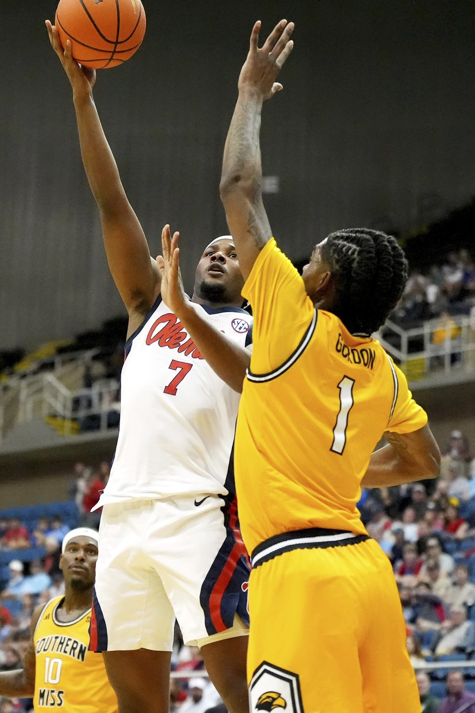Pedulla hits 6 3-pointers to lead No. 19 Ole Miss to 77-46 win over Southern Miss | iNFOnews.ca