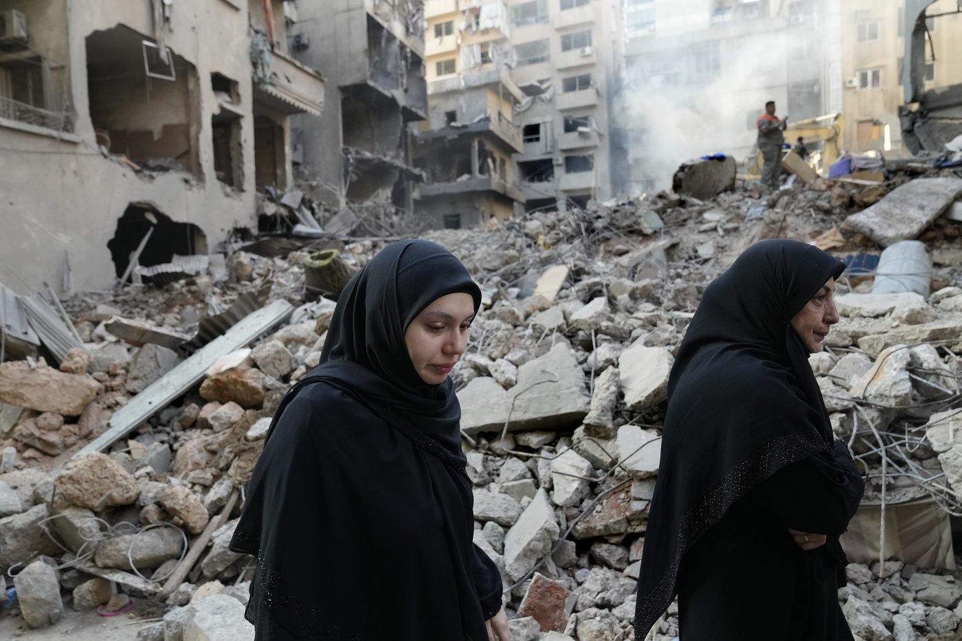 Middle East latest: UN mission in Lebanon is hit again by explosions | iNFOnews.ca Middle East latest: UN mission in Lebanon is hit again by explosions | iNFOnews.ca