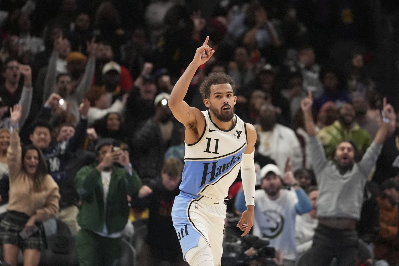Young hits 3-point in overtime to give Hawks 6 straight wins, 134-132 over Lakers | iNFOnews.ca Young hits 3-point in overtime to give Hawks 6 straight wins, 134-132 over Lakers | iNFOnews.ca