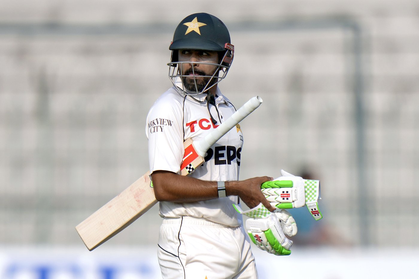 Brook and Root set batting records with 800-run England close to famous cricket win over Pakistan | iNFOnews.ca Brook and Root set batting records with 800-run England close to famous cricket win over Pakistan | iNFOnews.ca