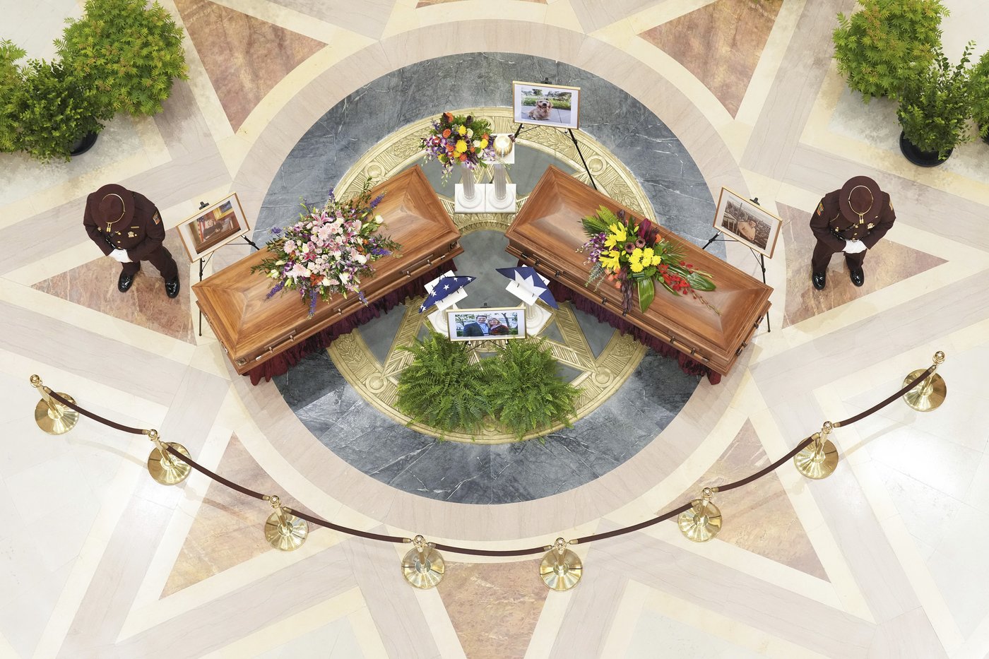 Biden pays respects as former Minnesota House Speaker Hortman, killed in shooting, lies in state | iNFOnews.ca