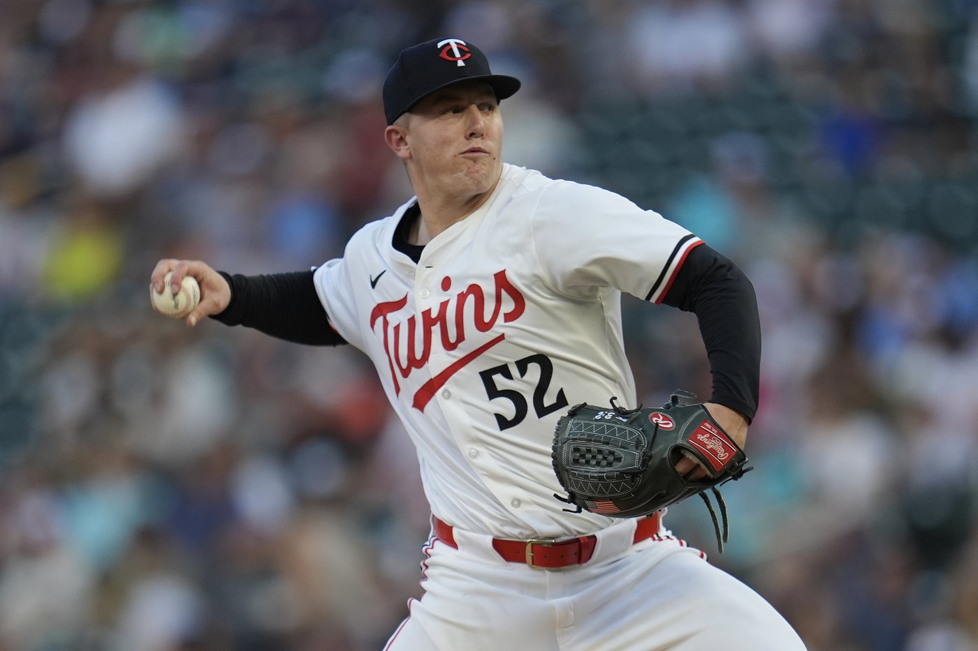 Rivera hits 2 HRs and drives in 4 runs as the playoff-bound Orioles beat the Twins 9-2 | iNFOnews.ca