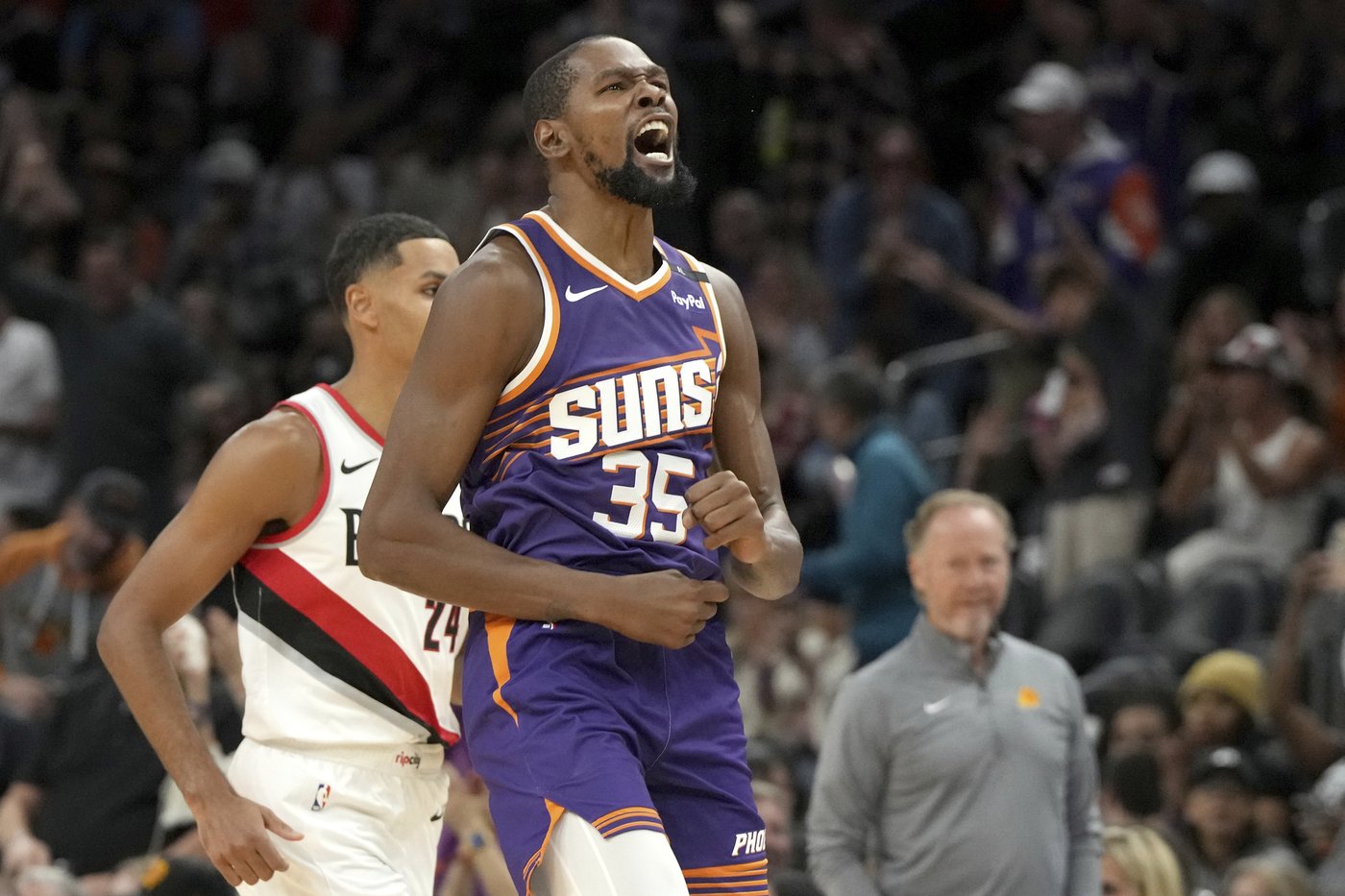 Booker scores 28, Durant has 21 as Suns down Trail Blazers 103-97 | iNFOnews.ca