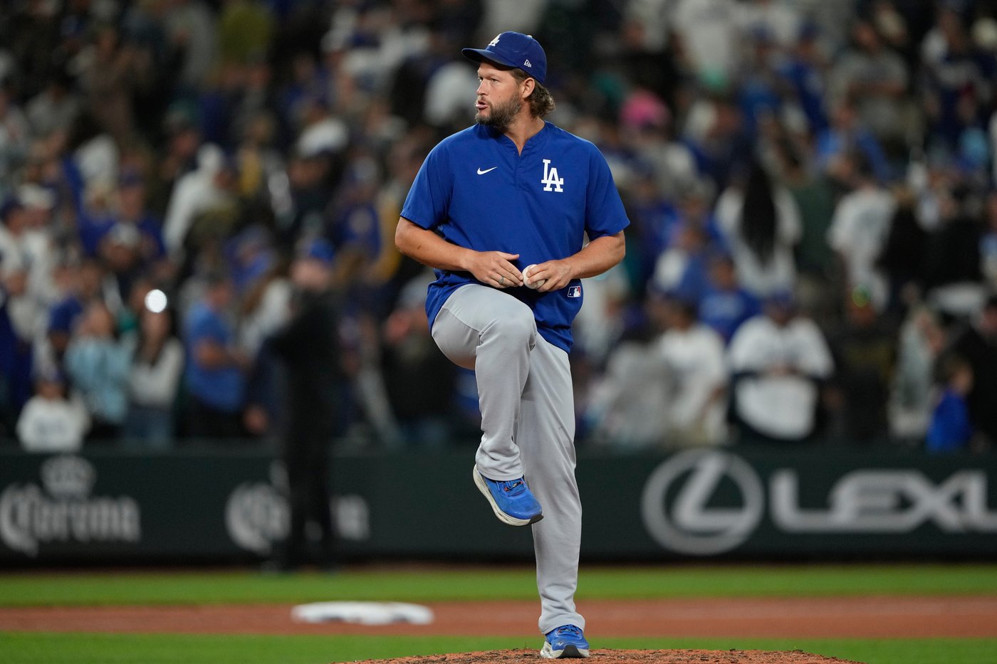 Dodgers' Kershaw impresses in regular-season finale, but will not be on the wild card series roster | iNFOnews.ca Dodgers' Kershaw impresses in regular-season finale, but will not be on the wild card series roster | iNFOnews.ca