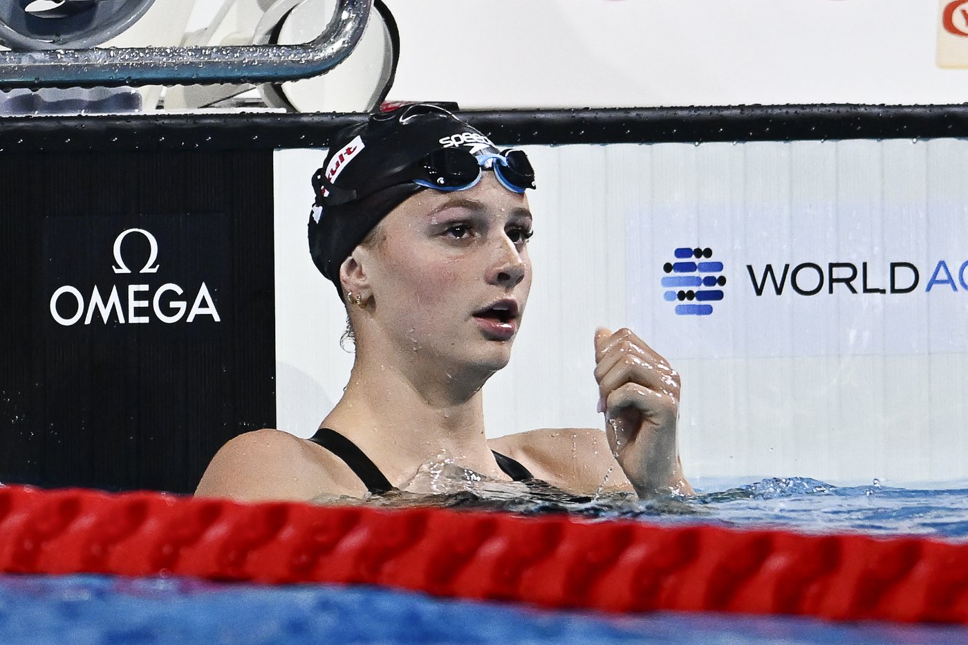 Canadian teen Summer McIntosh shatters third world swim record in five days | iNFOnews.ca Canadian teen Summer McIntosh shatters third world swim record in five days | iNFOnews.ca