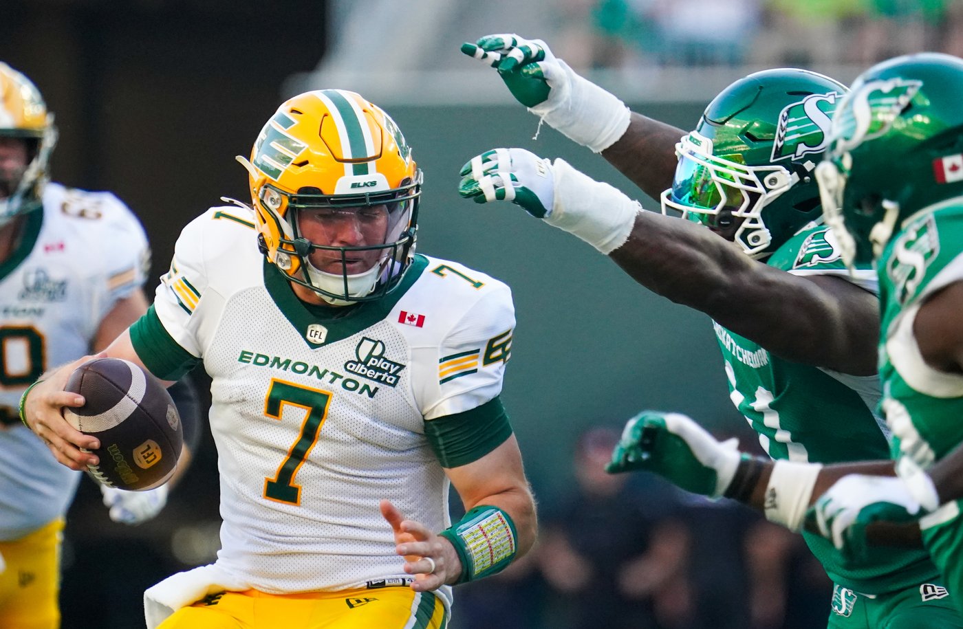 Carney, Mitchell named top defensive, offensive players in CFL's honour roll. | iNFOnews.ca Carney, Mitchell named top defensive, offensive players in CFL's honour roll. | iNFOnews.ca