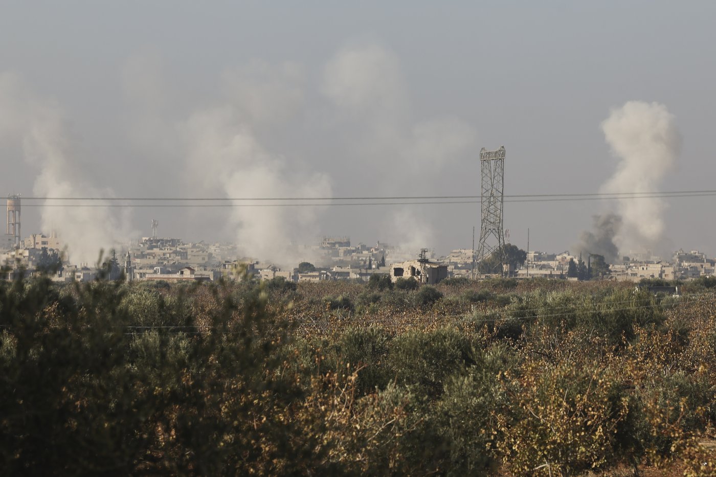 Syrian insurgents capture four central towns as government forces reclaim some territory | iNFOnews.ca