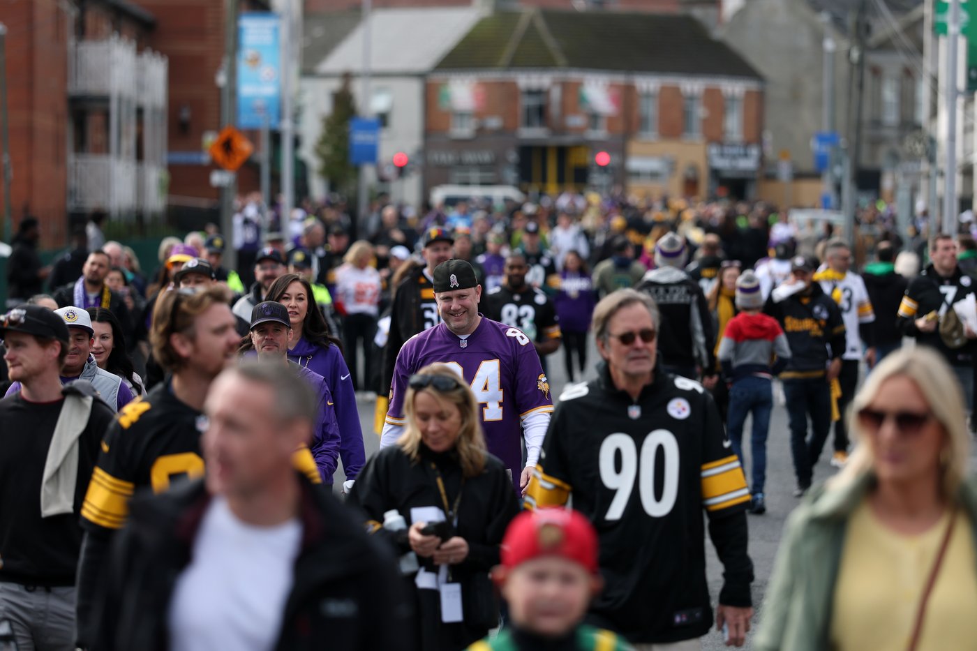 What's the craic? Steelers and Vikings fans set for Dublin game | iNFOnews.ca What's the craic? Steelers and Vikings fans set for Dublin game | iNFOnews.ca