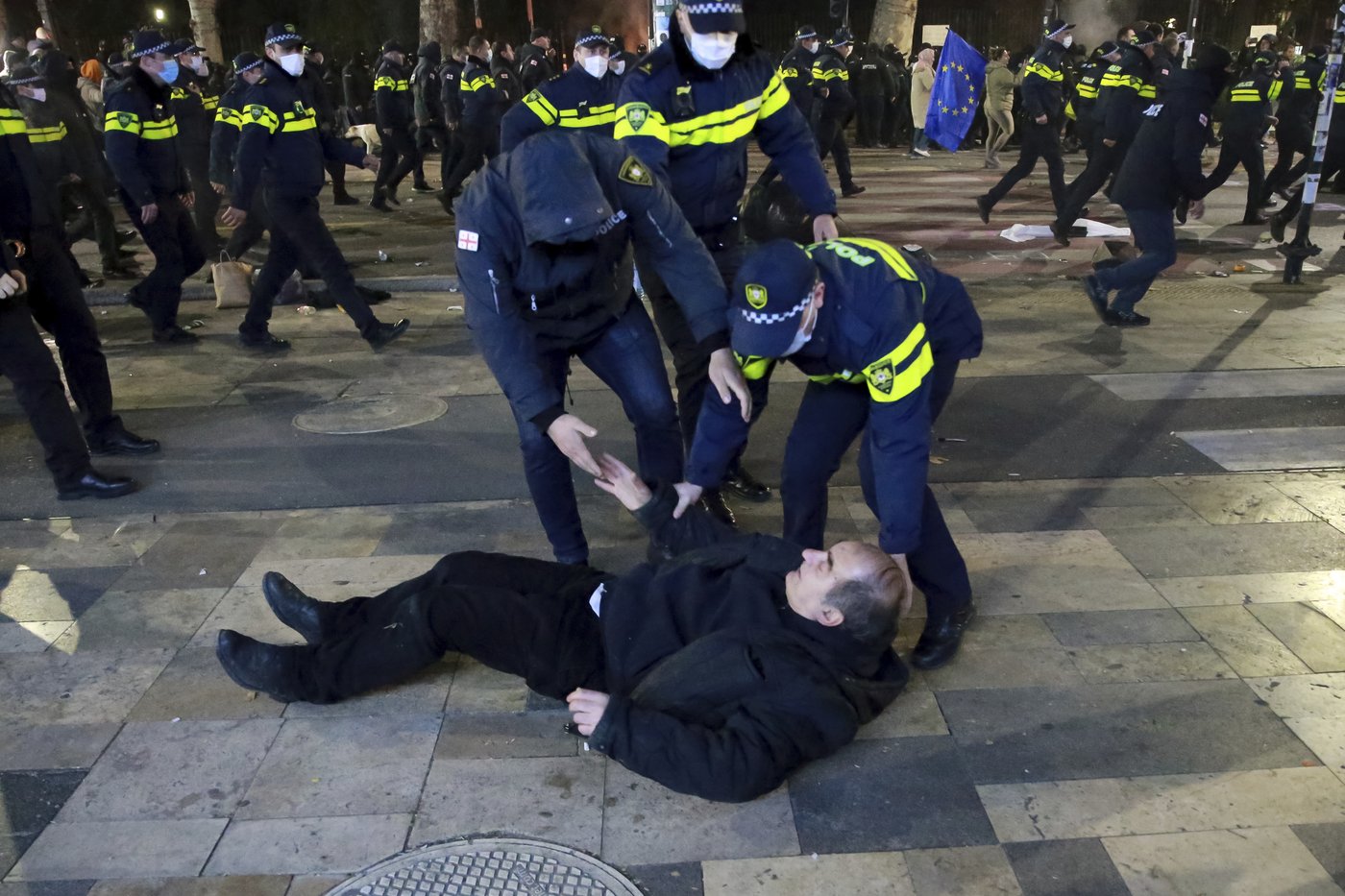 Police in Georgia break up protesters' camp in Tbilisi but they quickly return | iNFOnews.ca Police in Georgia break up protesters' camp in Tbilisi but they quickly return | iNFOnews.ca