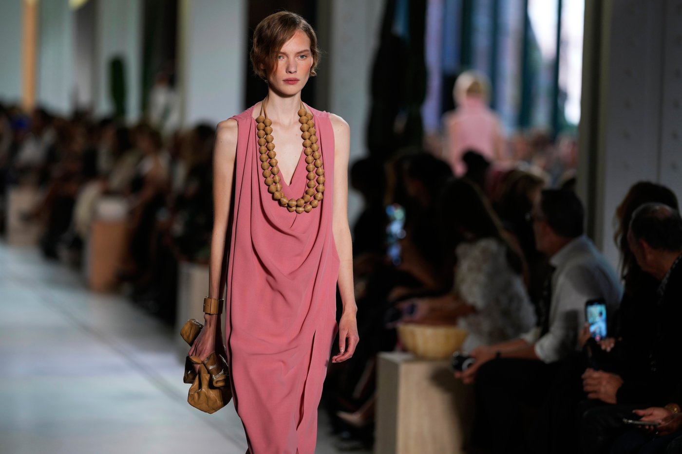 Michael Kors' style and wearability attract starry crowd at his New York Fashion Week show | iNFOnews.ca