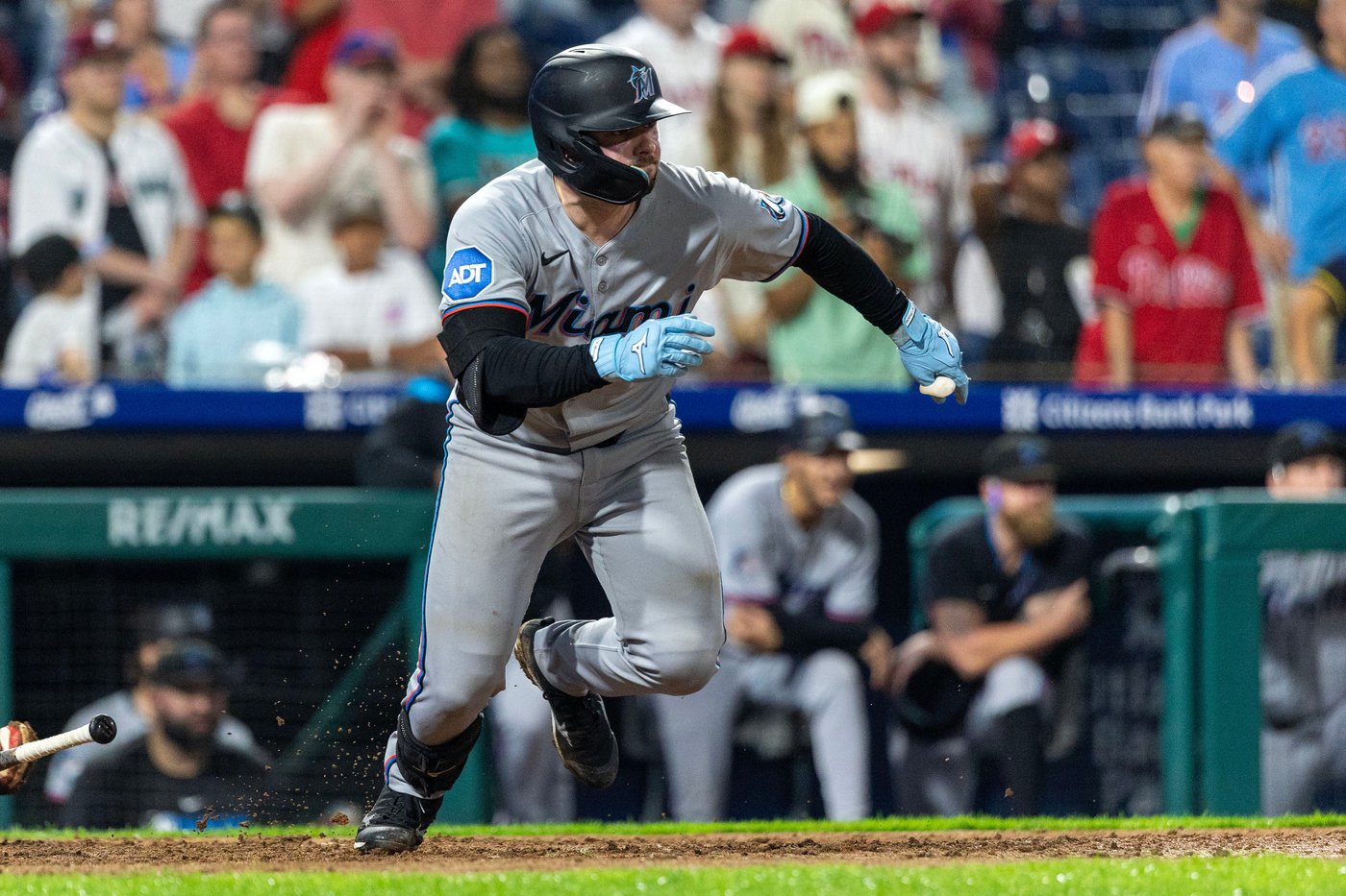 Edwards' 11th-inning sacrifice fly lifts Marlins over Phillies 6-5 | iNFOnews.ca